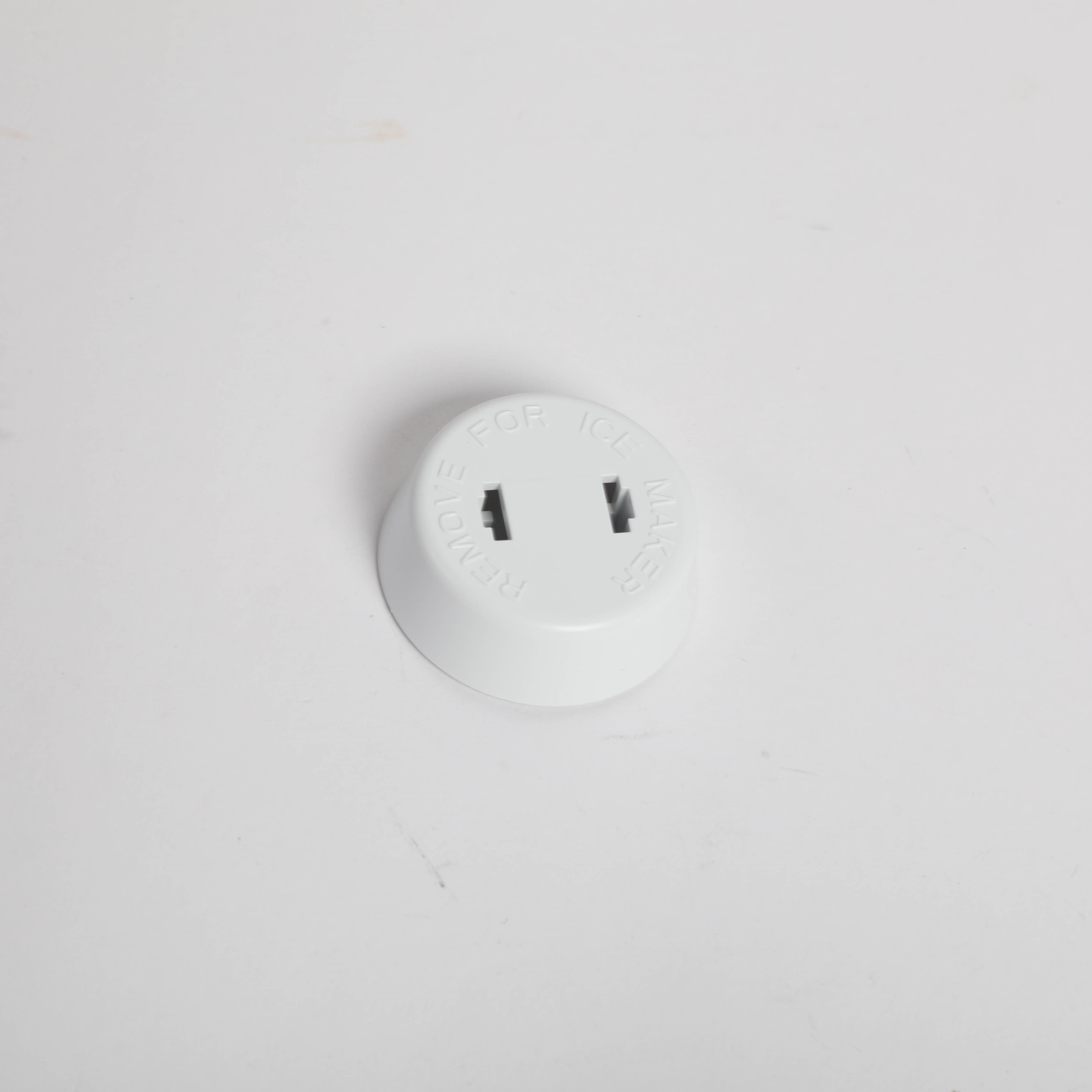 WR82X31109 ICEMAKER RECEPTACLE COVER