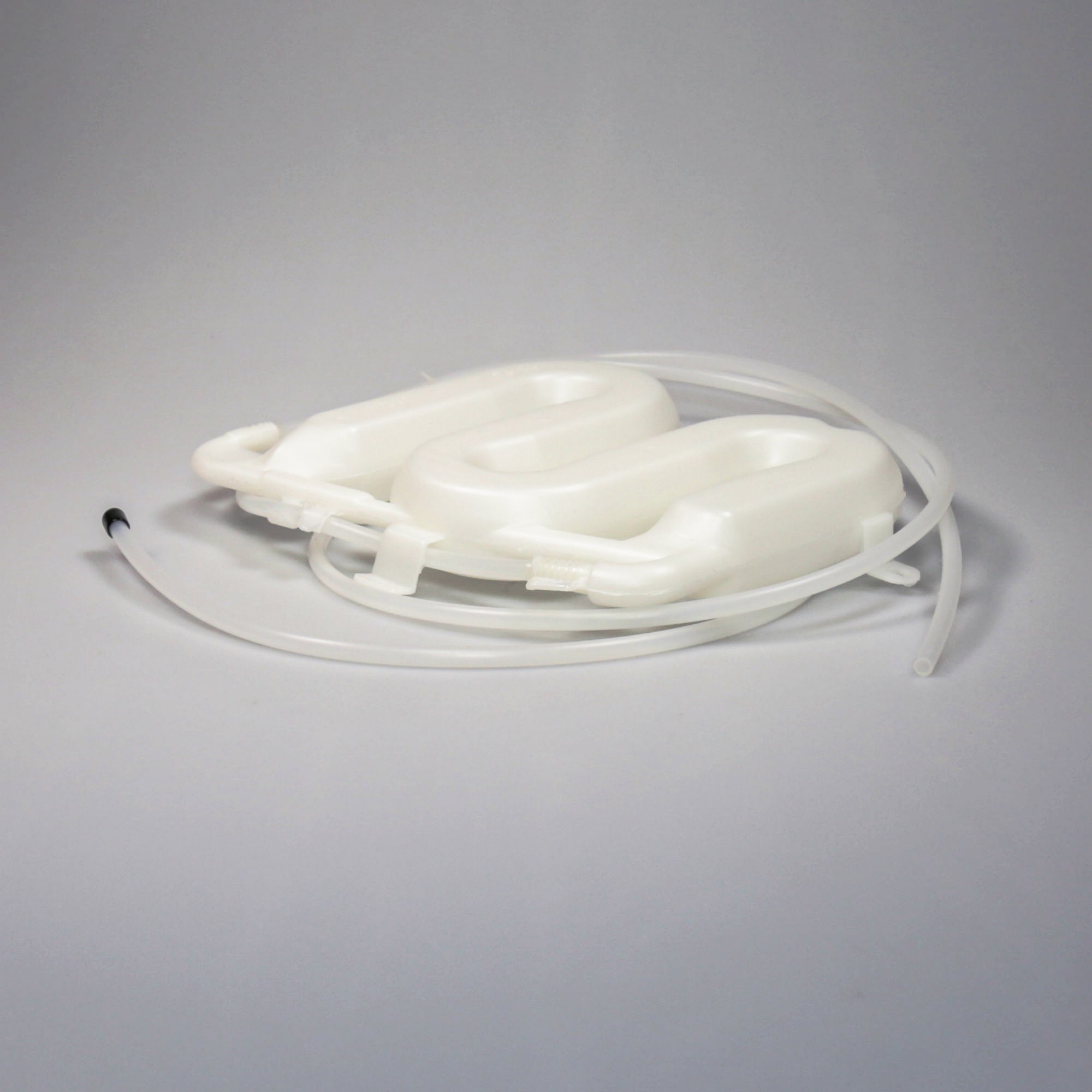 WR17X10734 GE Refrigerator Water Tank D