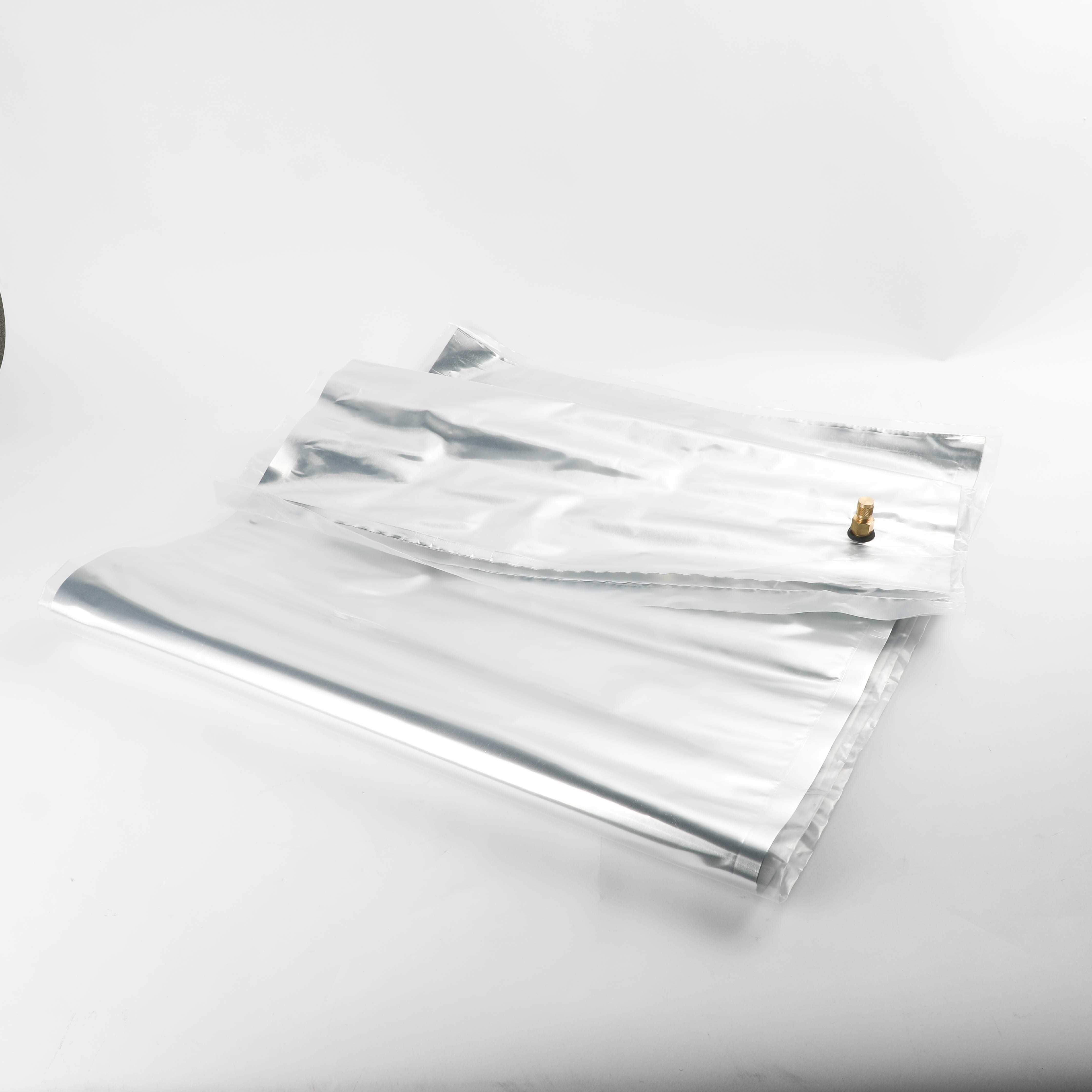 L-R L14000208L