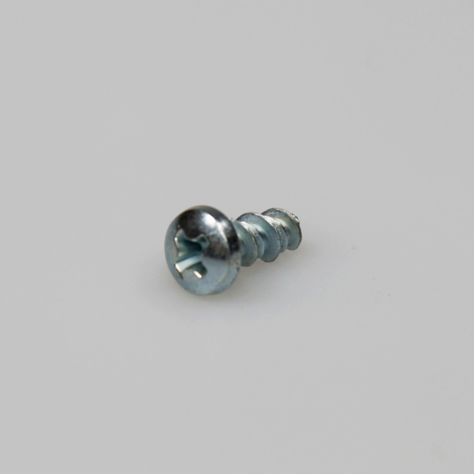 215503203 SCREW