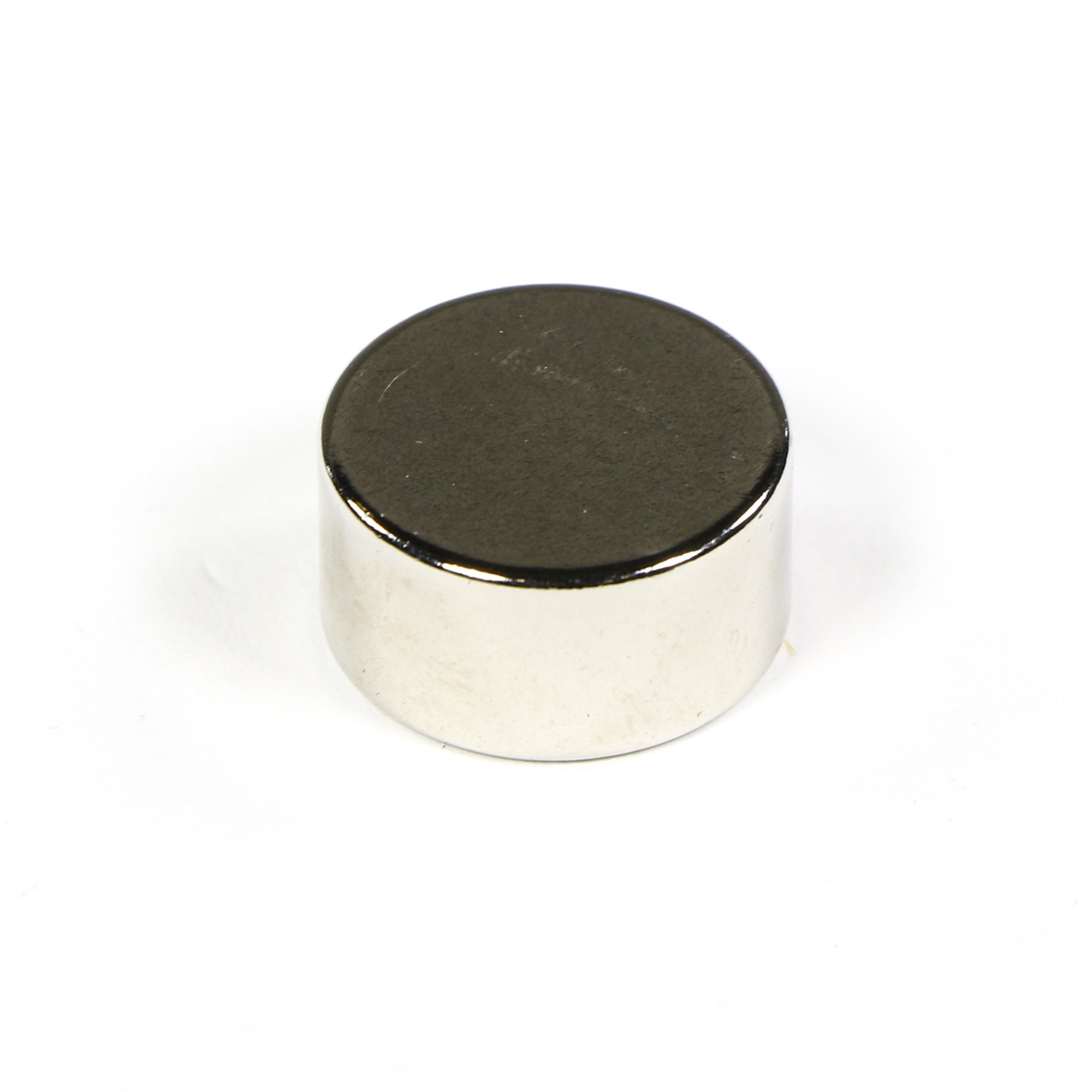 241812201 MAGNET