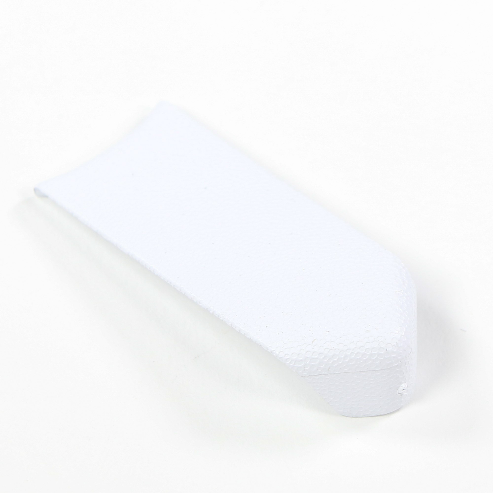 242161201 TRIM-CABINET CORNER