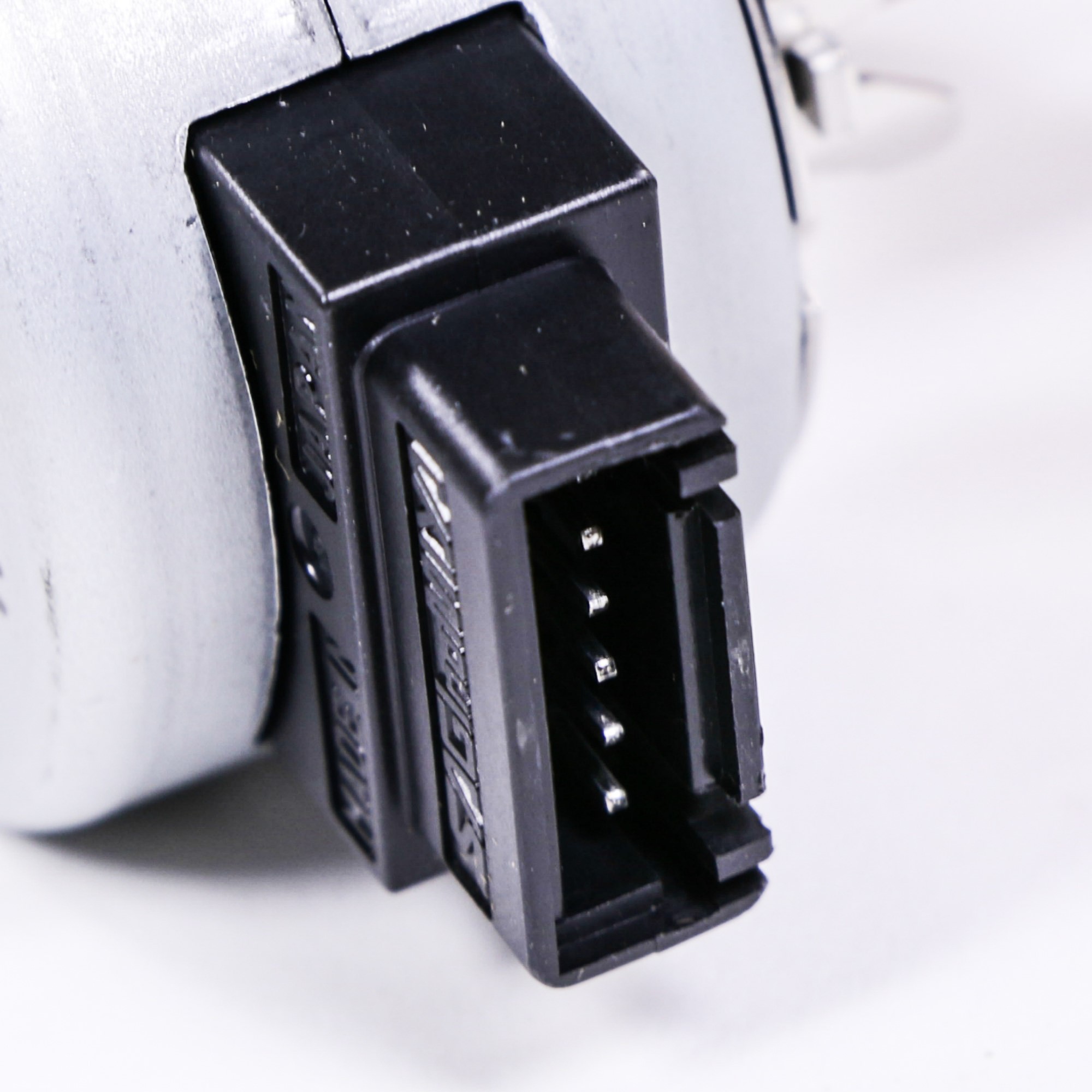 GE Appliances WR57X10053