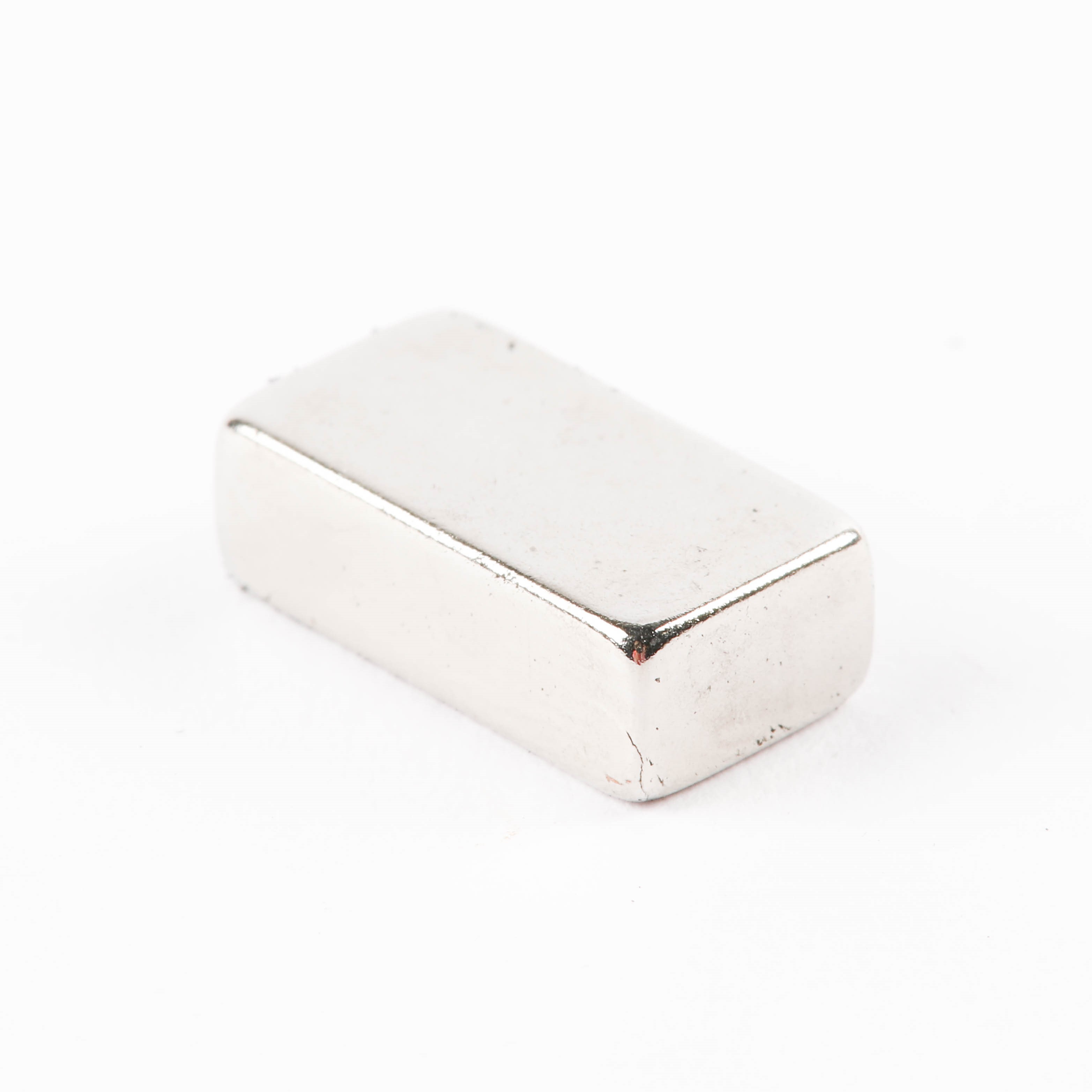 5304505381 MAGNET