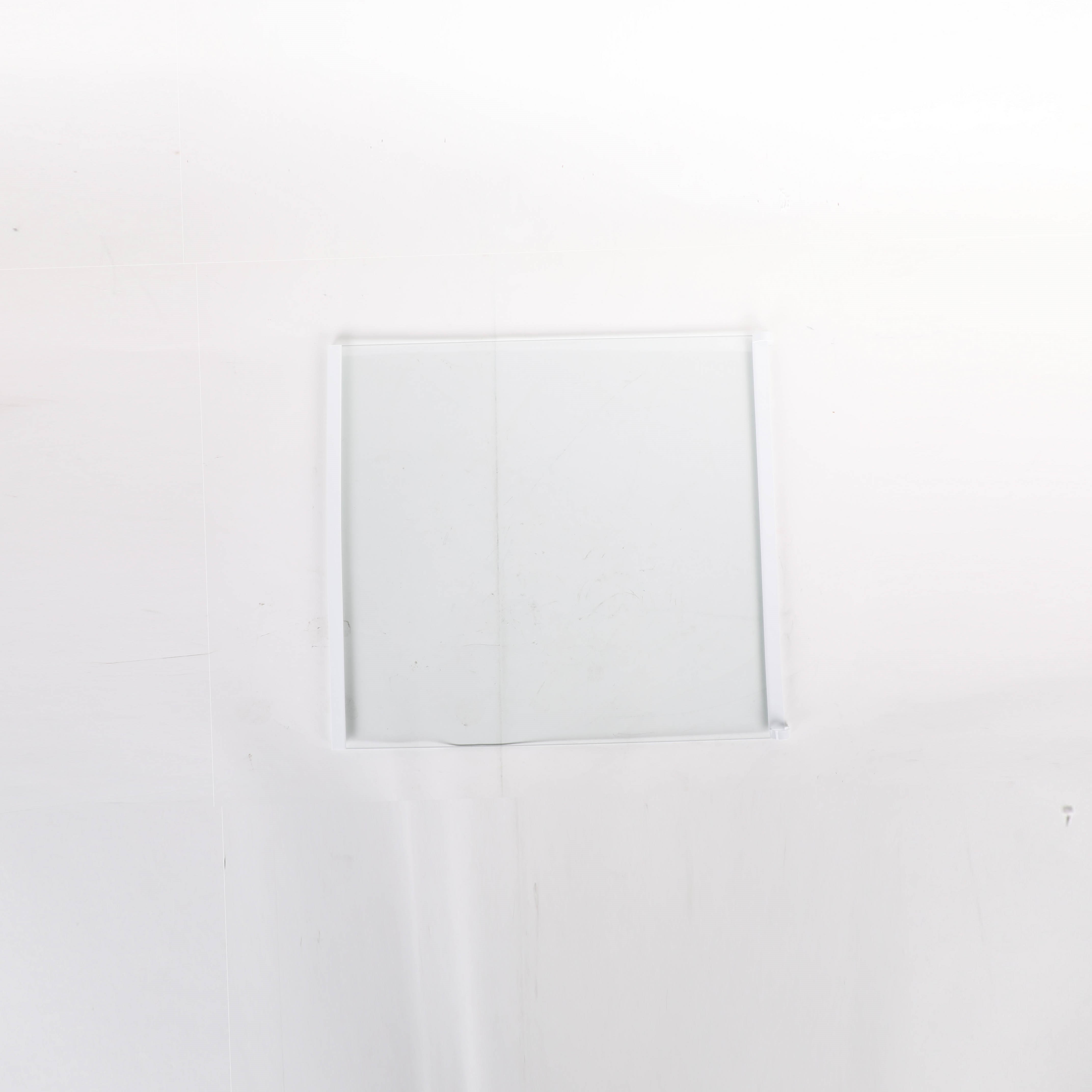 5304525933 - SHELF ASSEMBLY