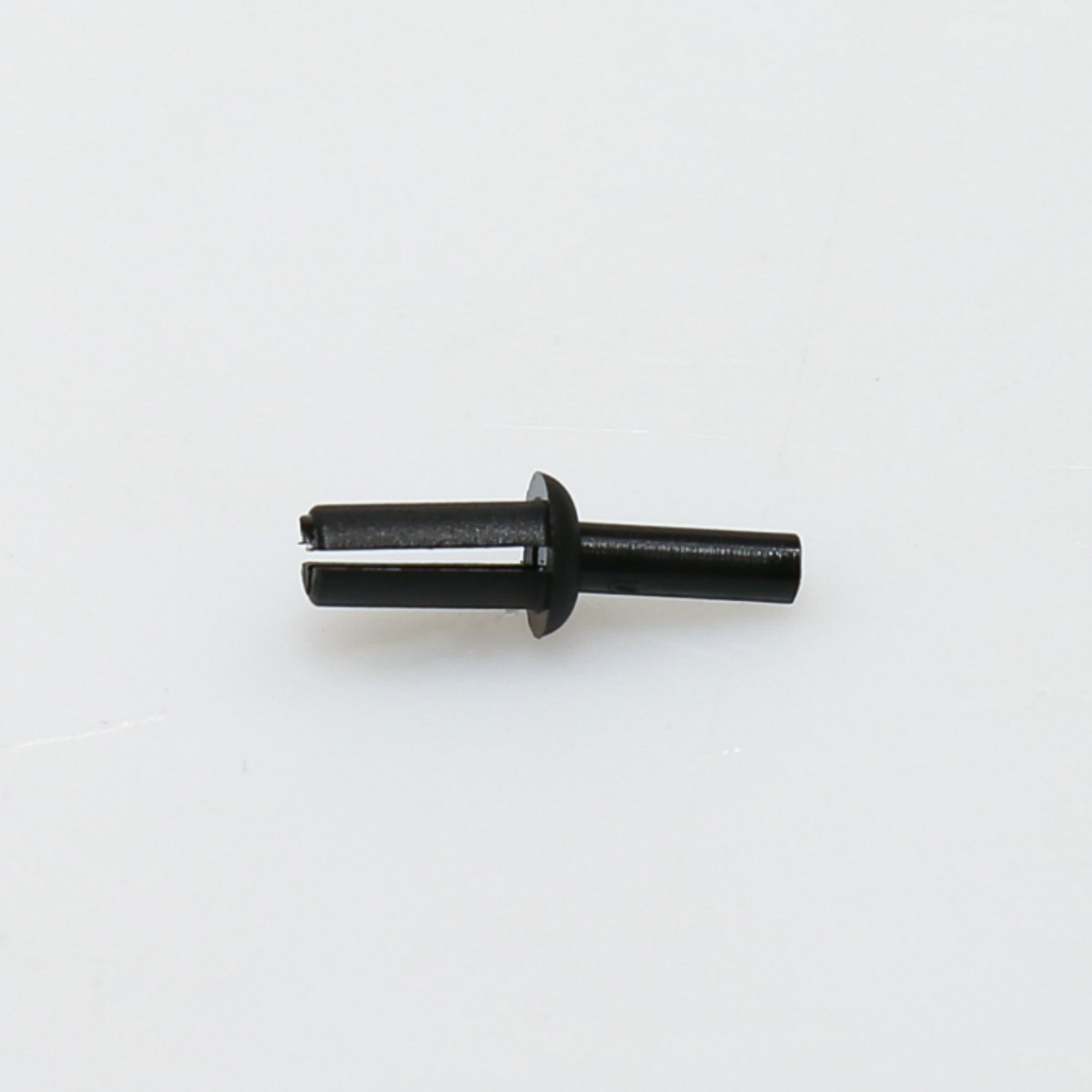 WP3196813 RIVET