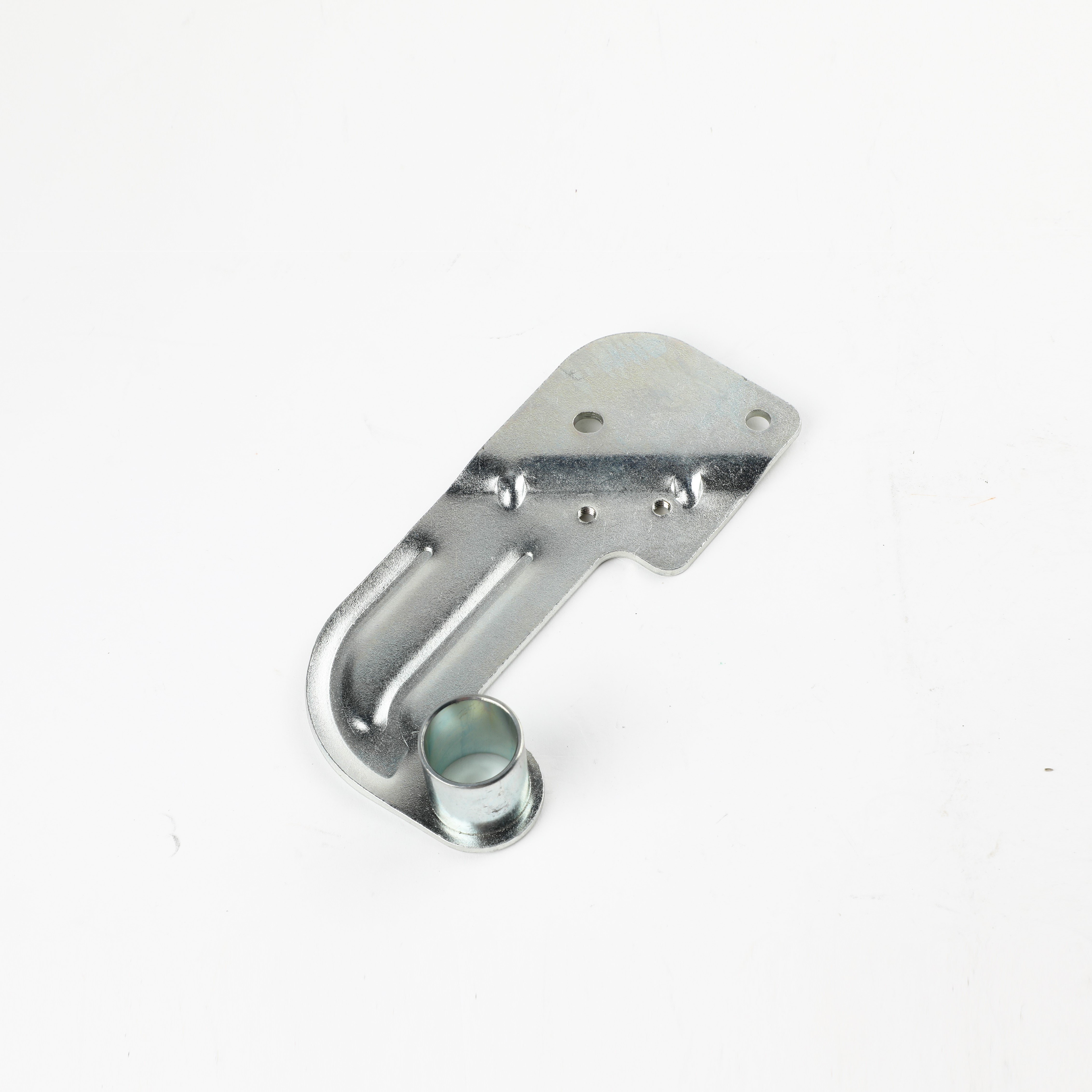 5304530819 - HINGE BRACKET