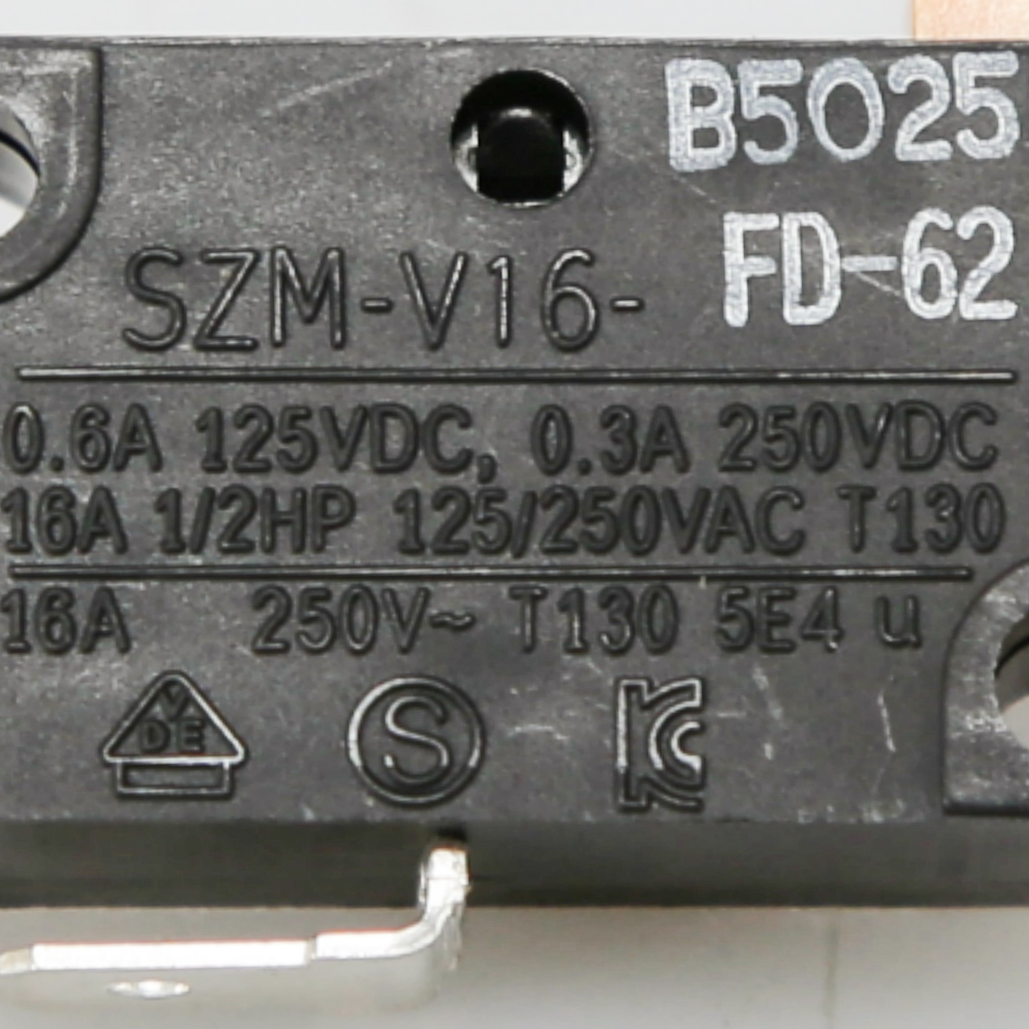 WB24X830 GE Oven Door Switch