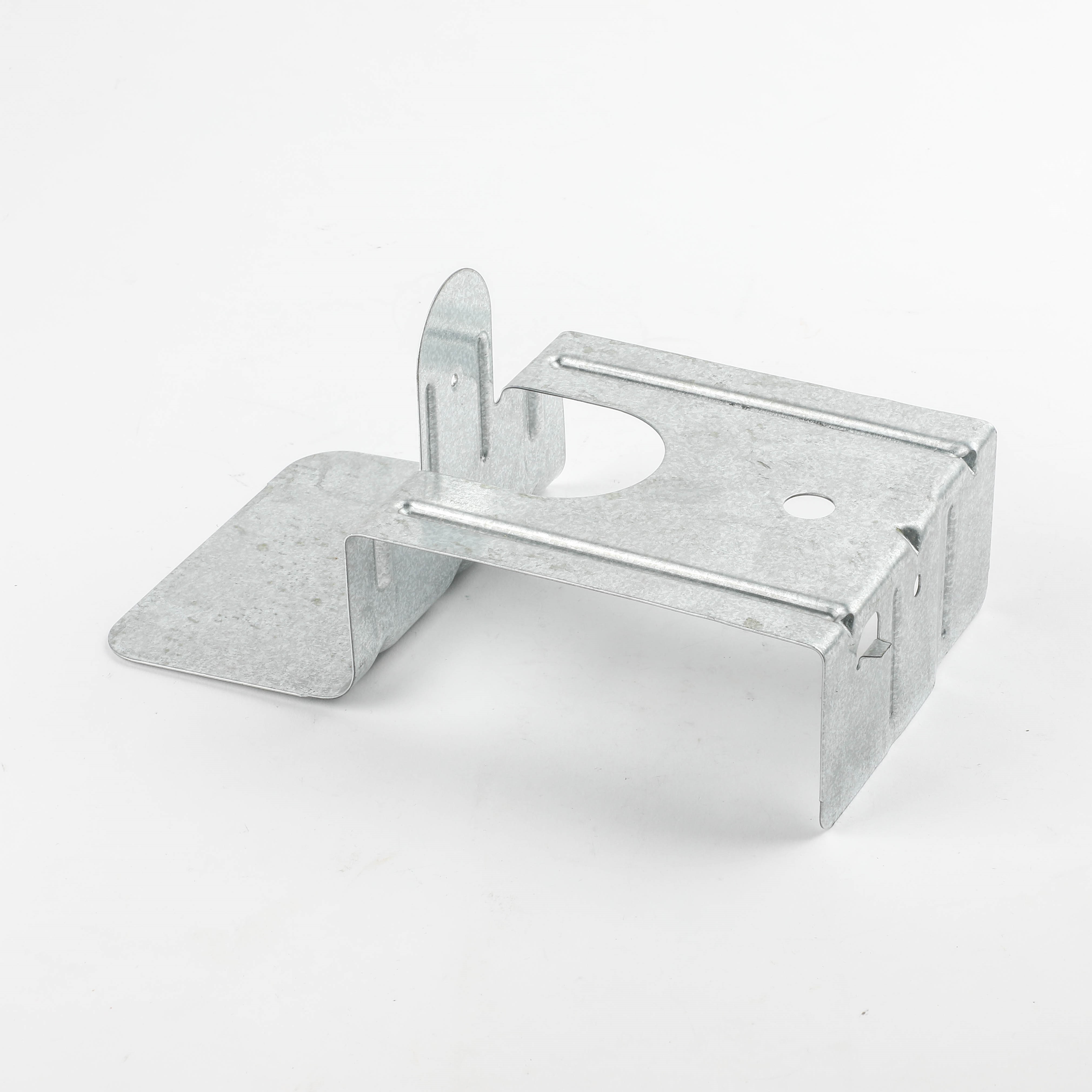 8066099 BRACKET - HEATER BOX