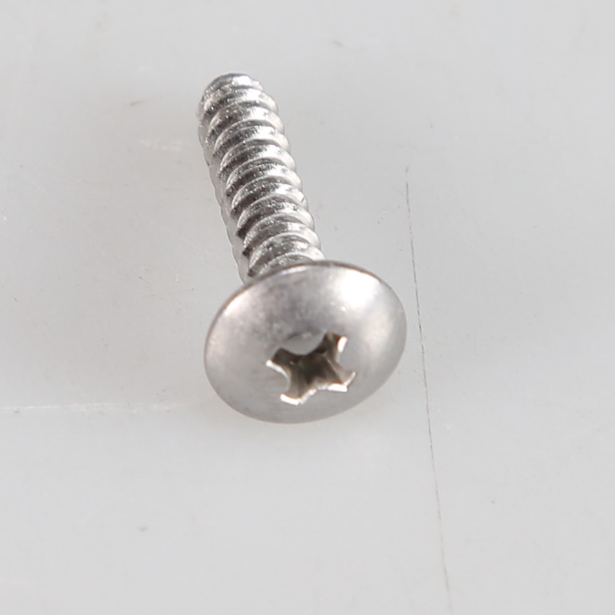 6002-000445 SCREW-TAPPING;TH,+,NO,2,M4,L18,PASS,STS4