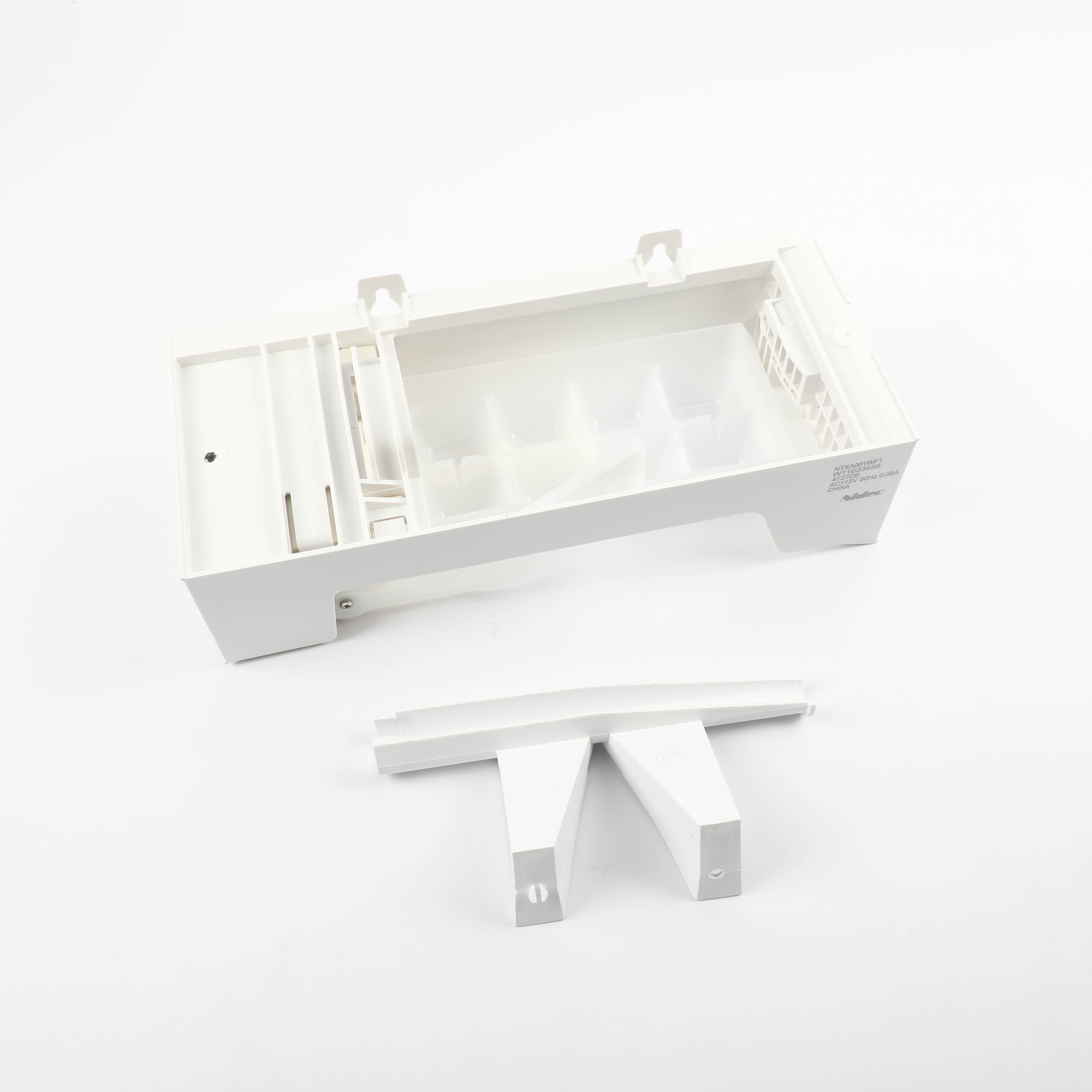 W11696401 ICEMAKER