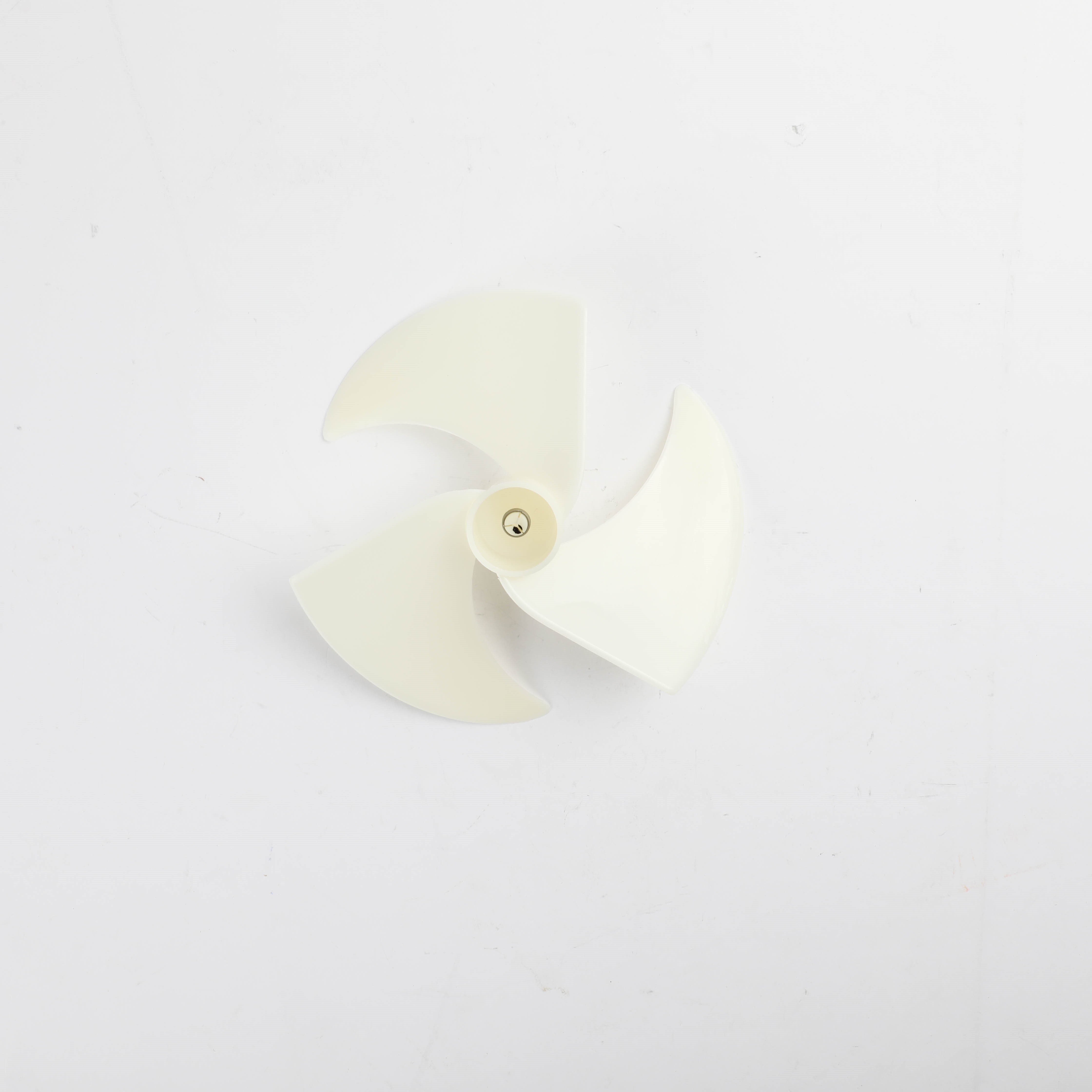 WR60X42350 CONDENSER FAN BLADE