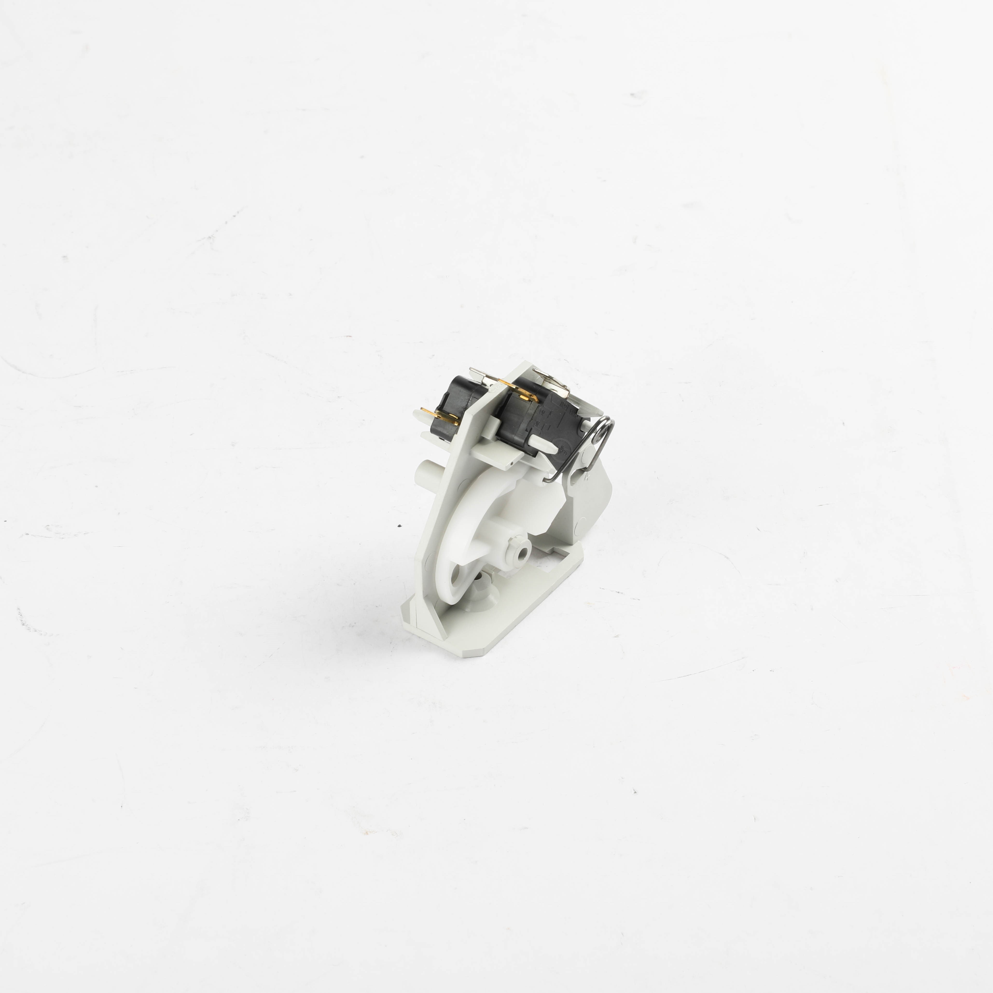 W11252187 INTERLOCK