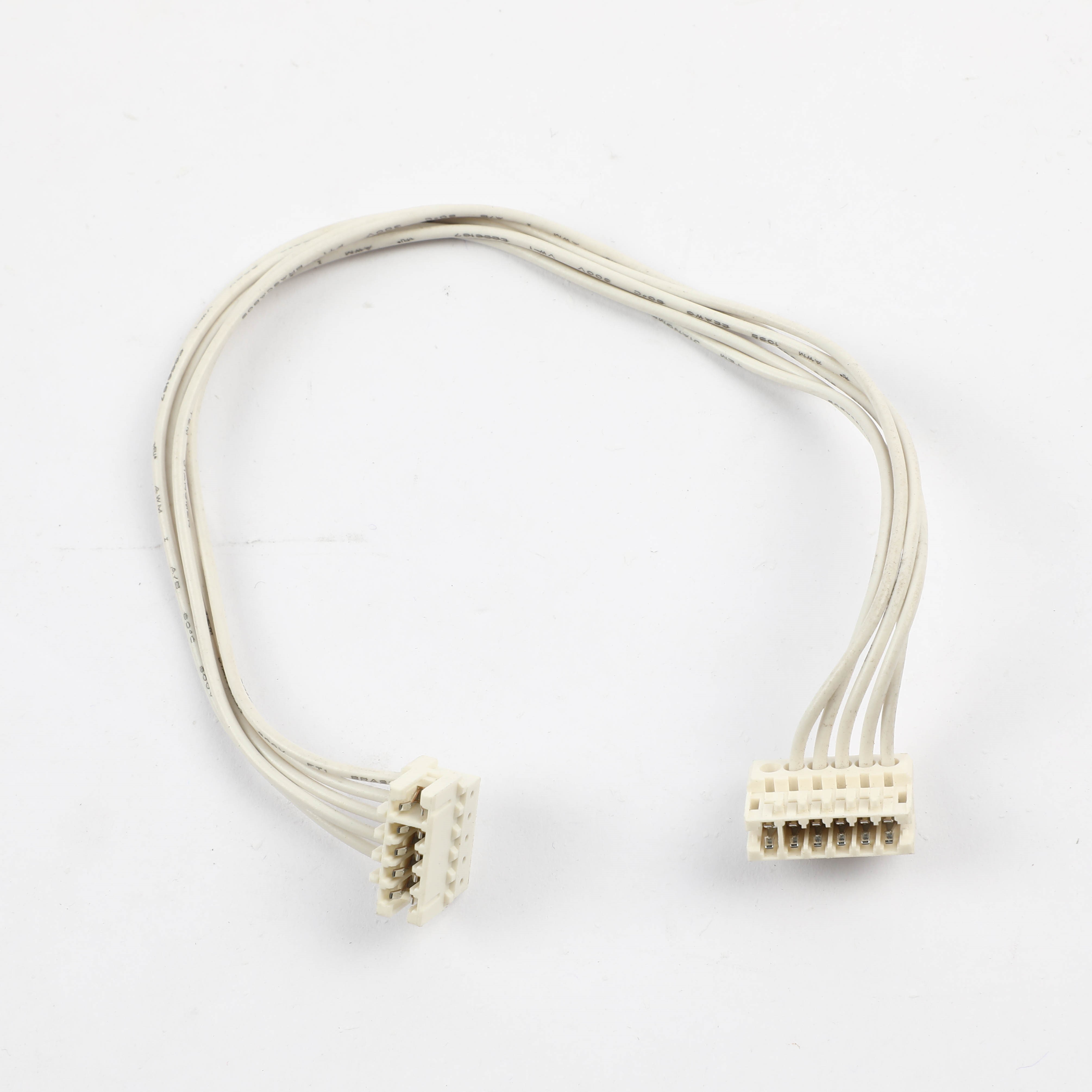 529854 HARNESS BADGE ISOLATOR 605