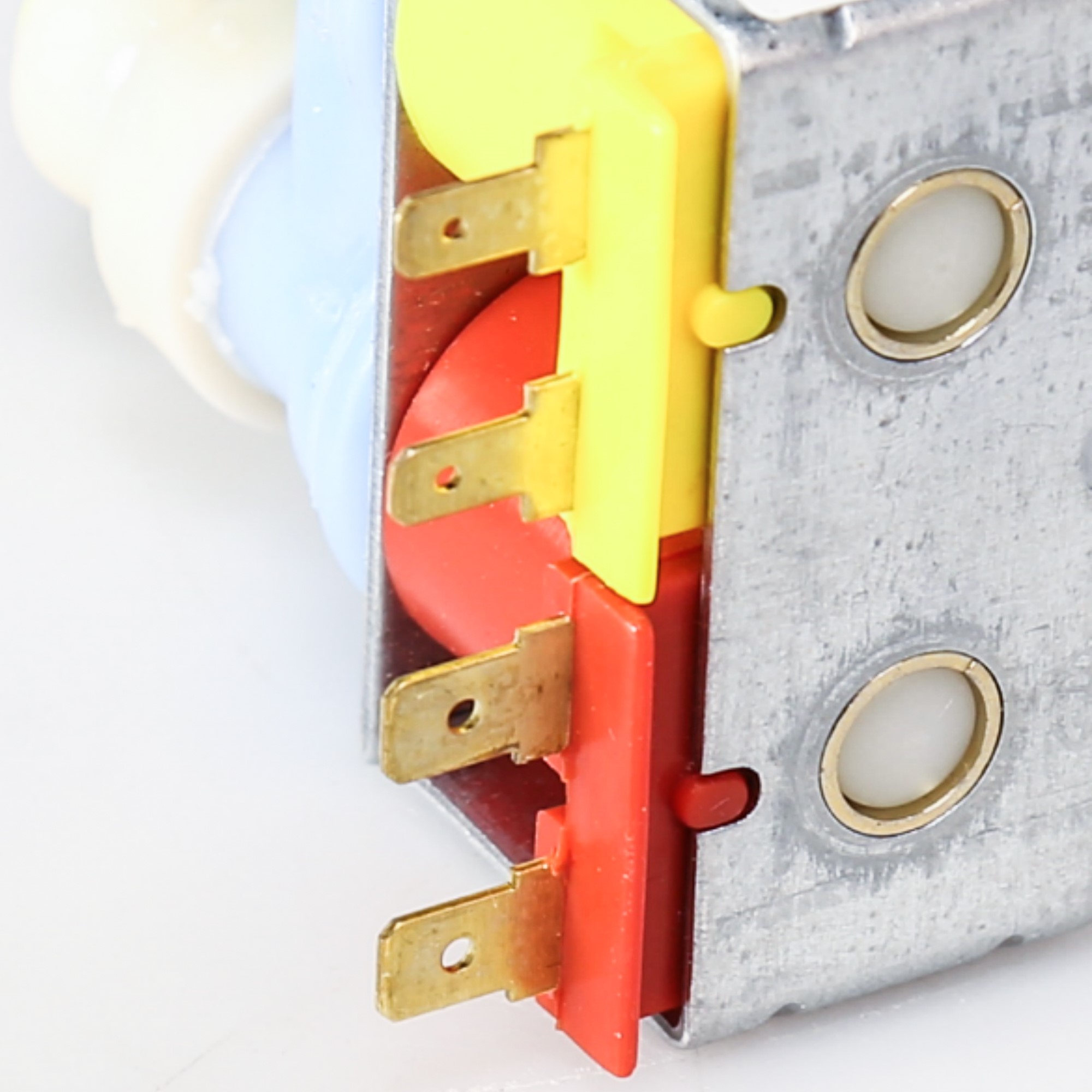 00631861 VALVE