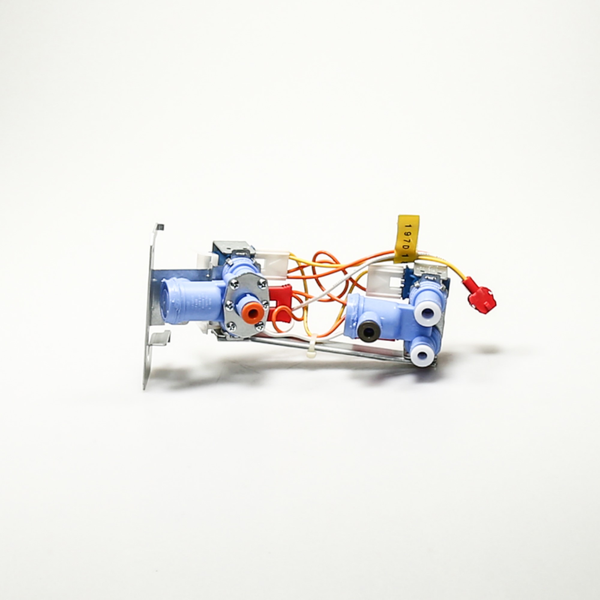 WR57X10022 BRACKET & VALVE ASSY