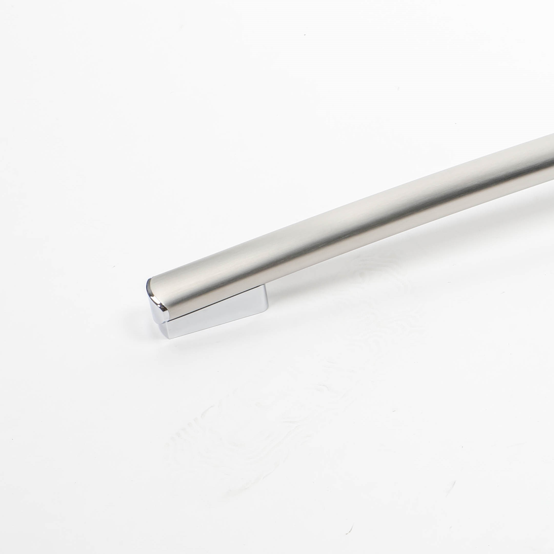 WR12X34305 - SS DOOR HANDLE