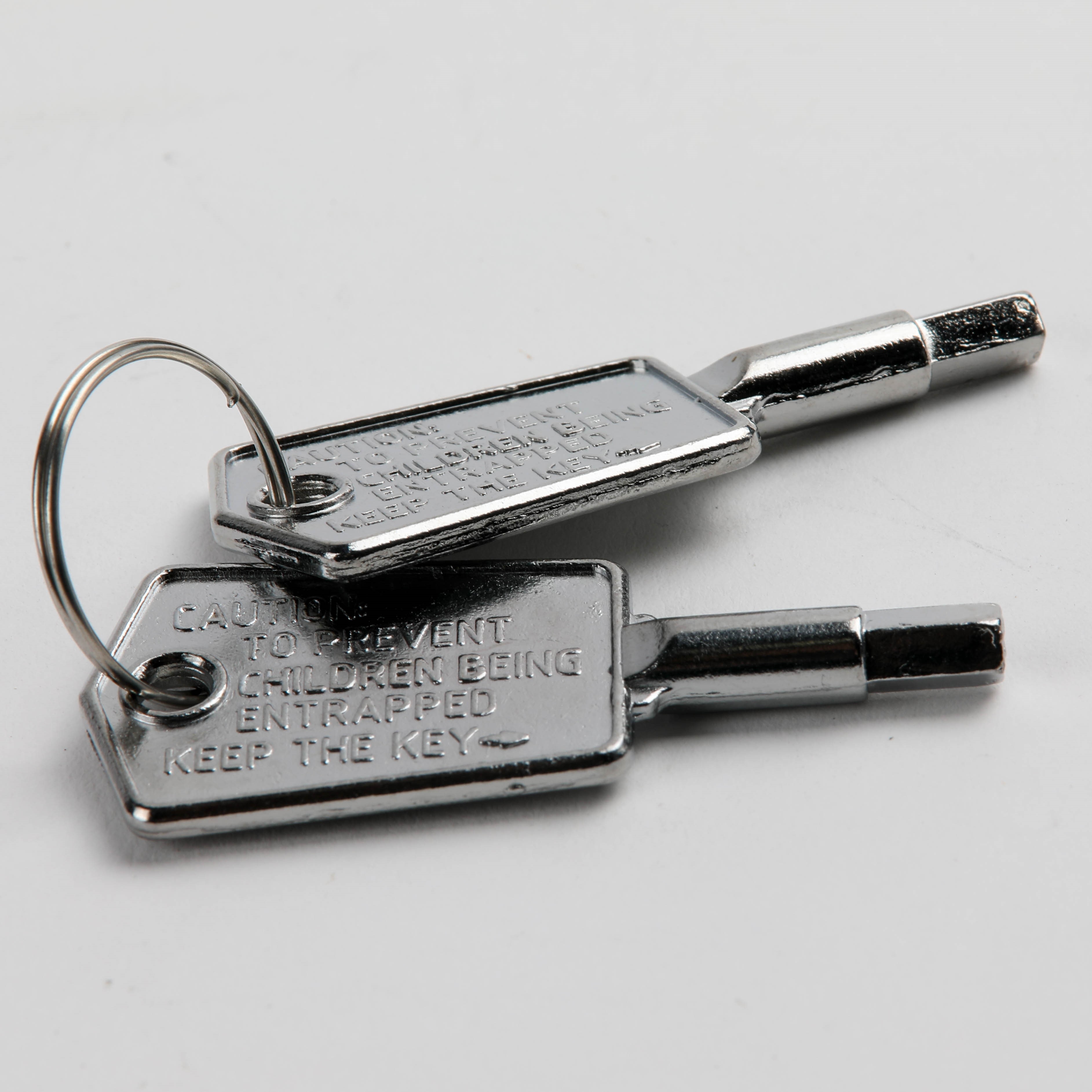 WR01X28053 DOOR KEY