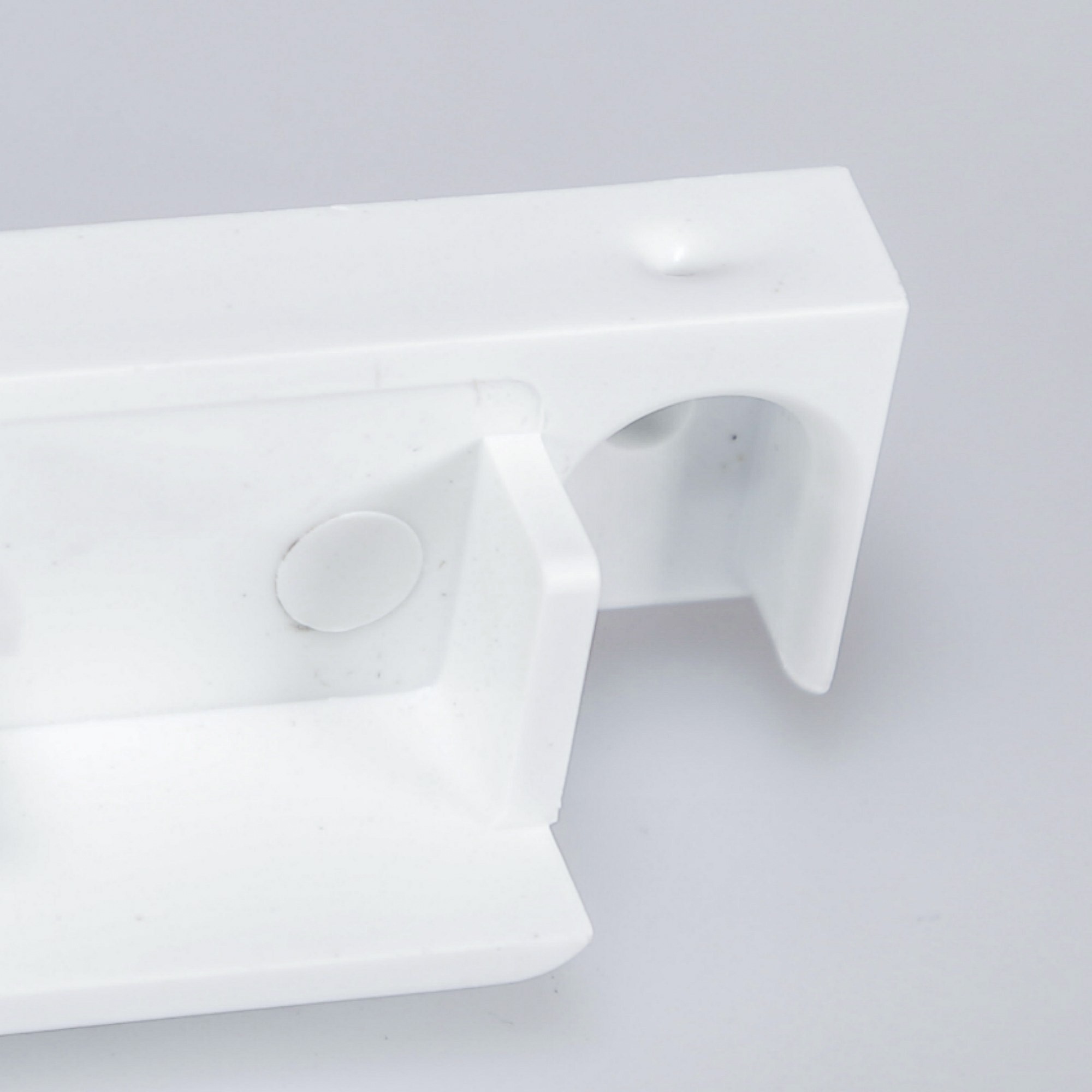 WR72X10170 GLIDE BRACKET RH