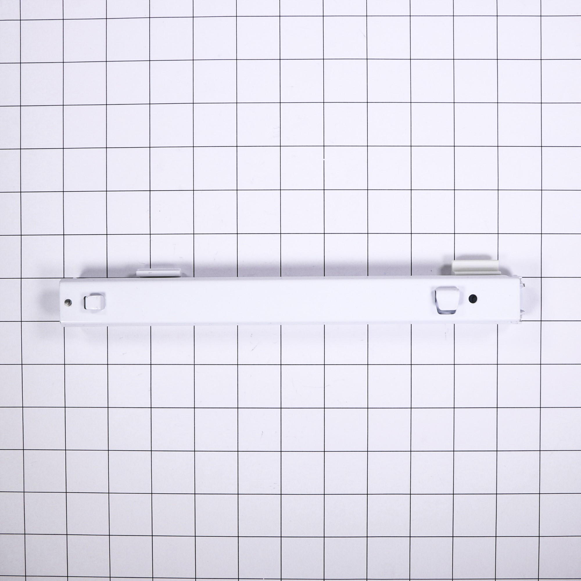 240579820 HANGER-BASKET