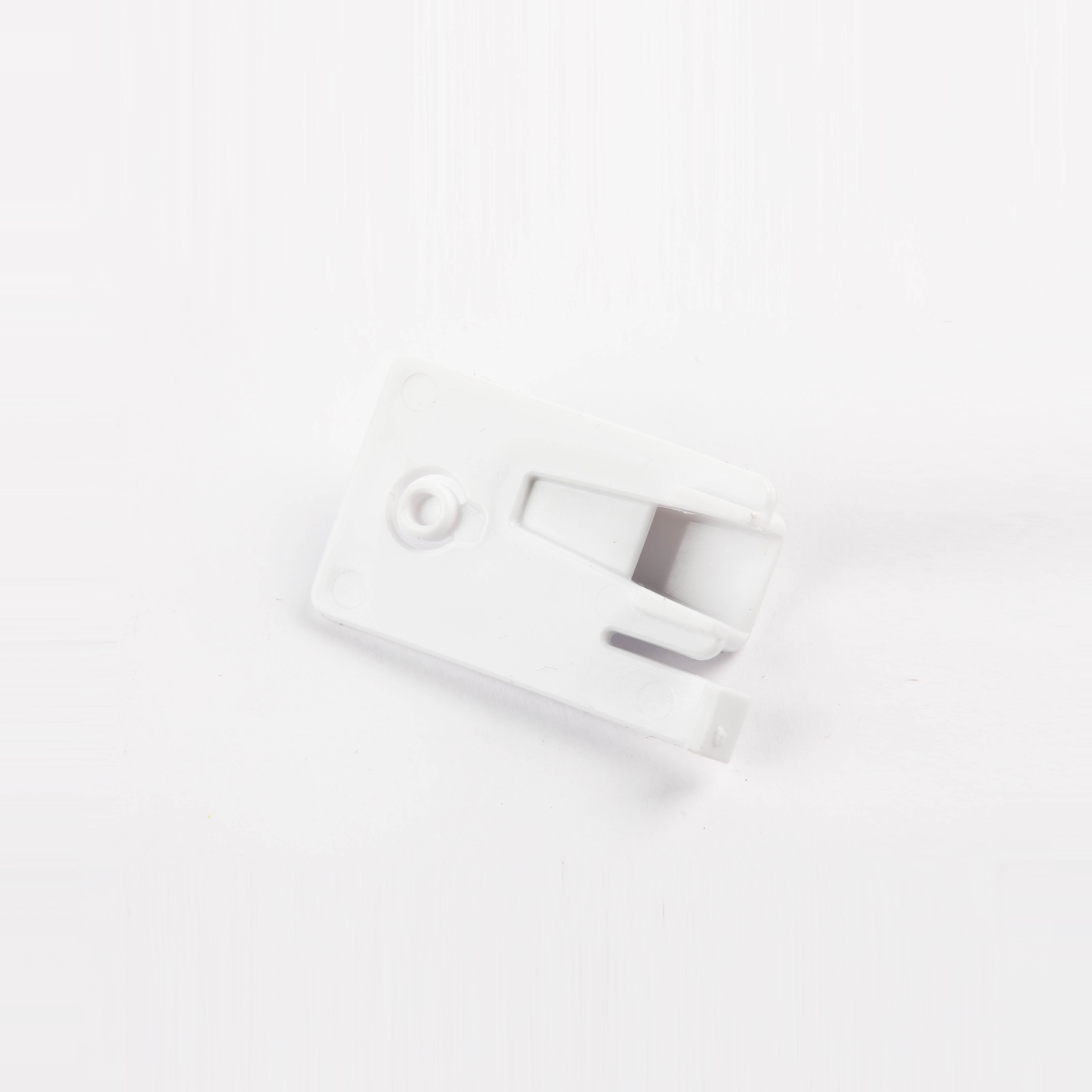 WR02X13461 DRAWER LOCK - LH