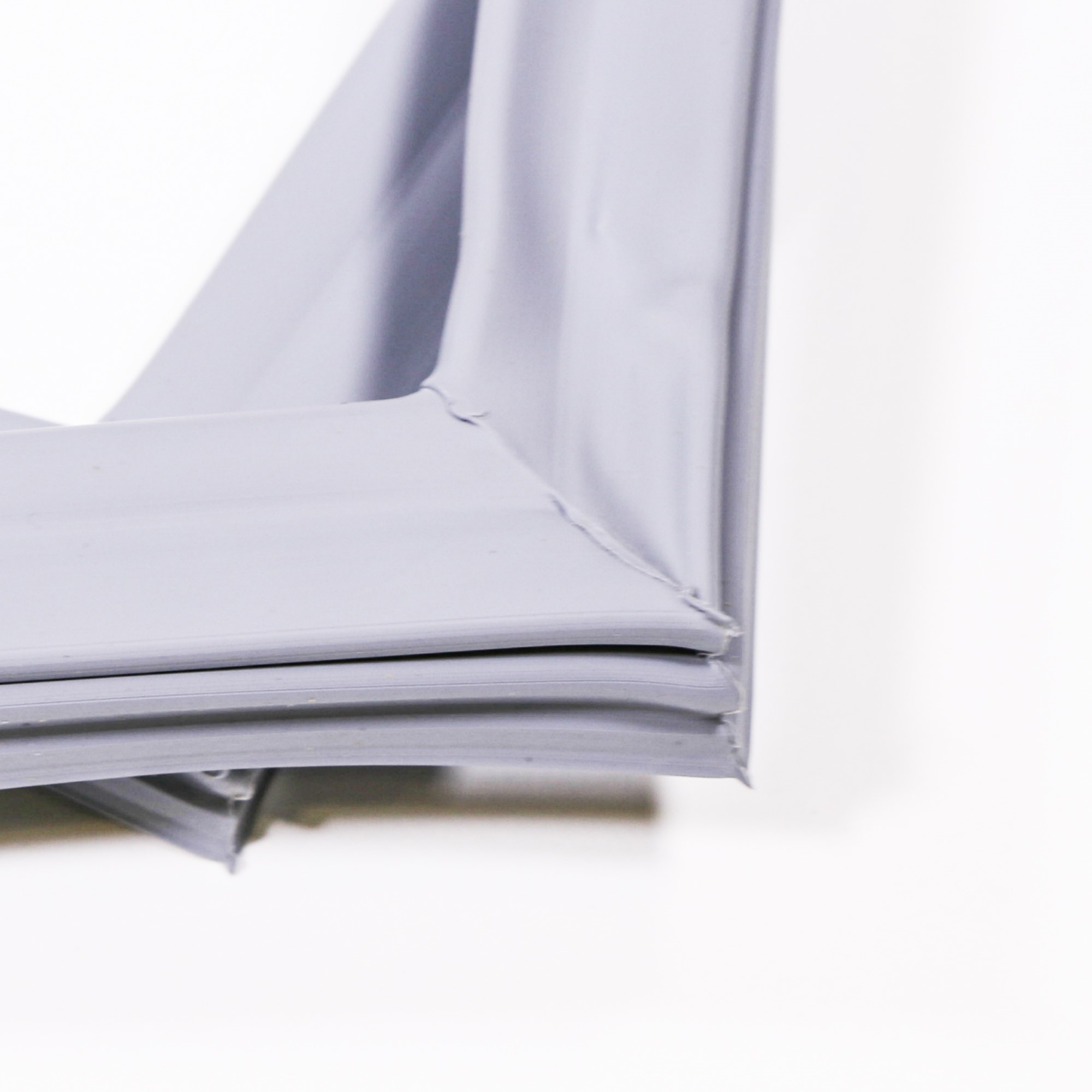 2188318A - GASKET-DOR
