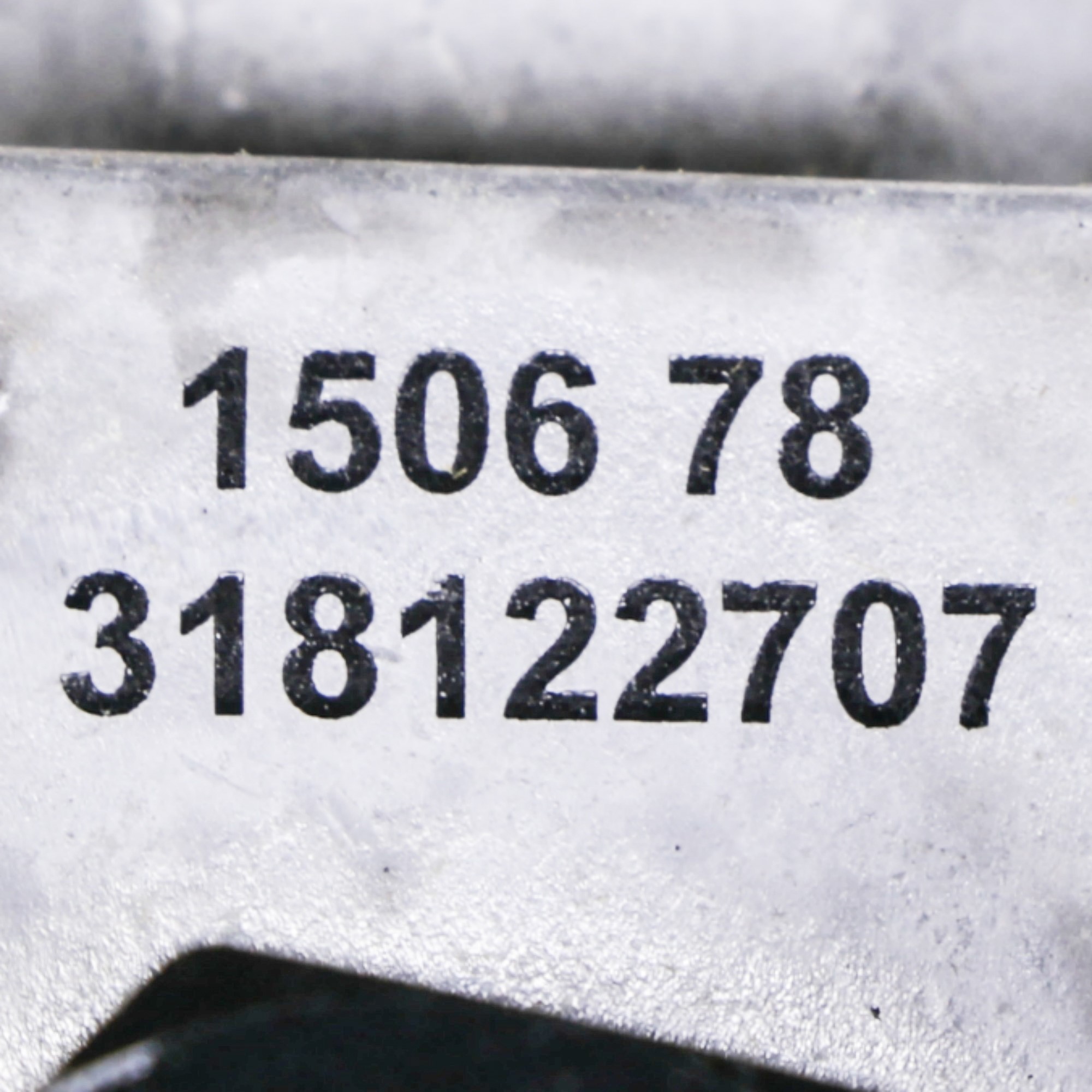 318122707 #VP#REGULATOR