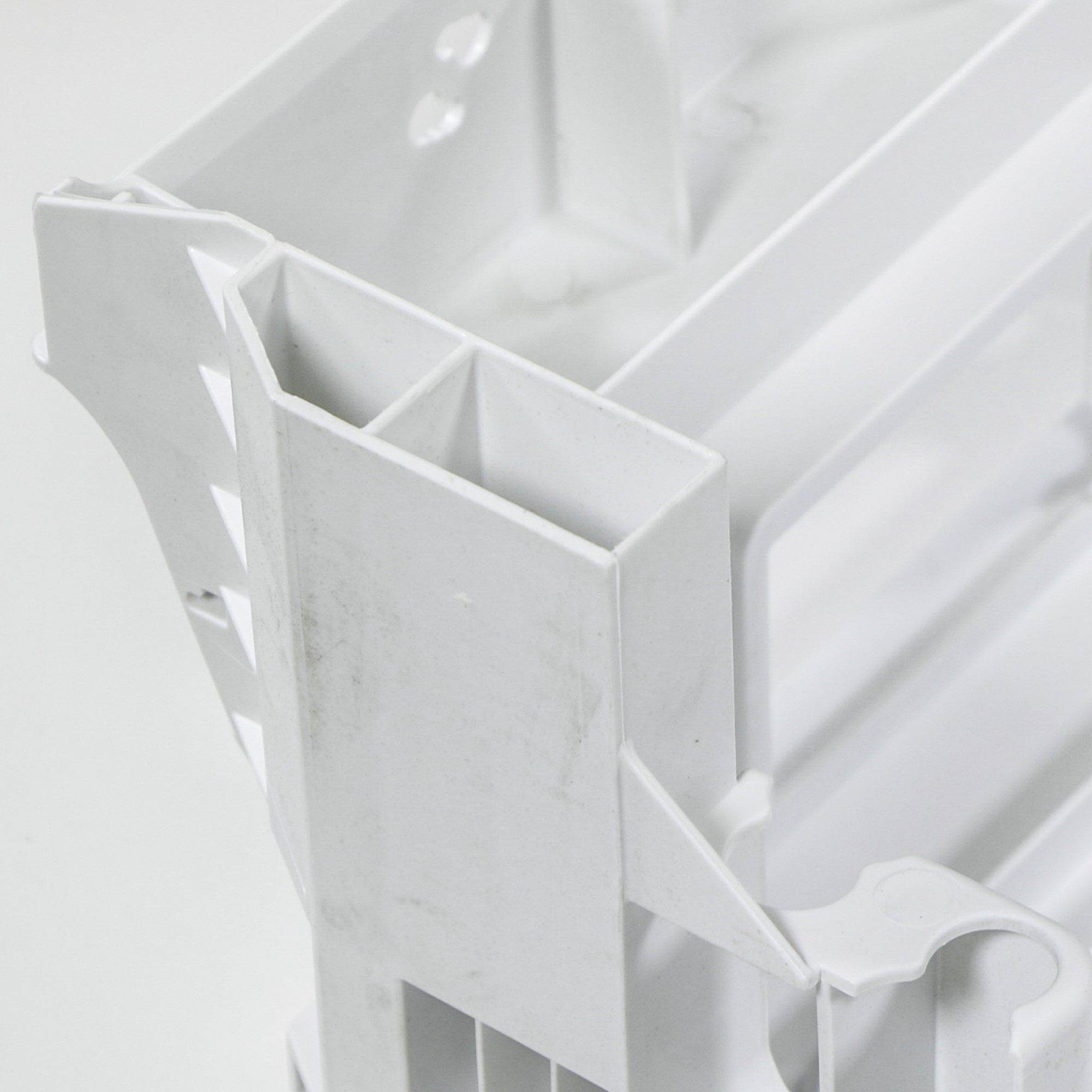 00689332 Bosch Dishwasher Bottom Case