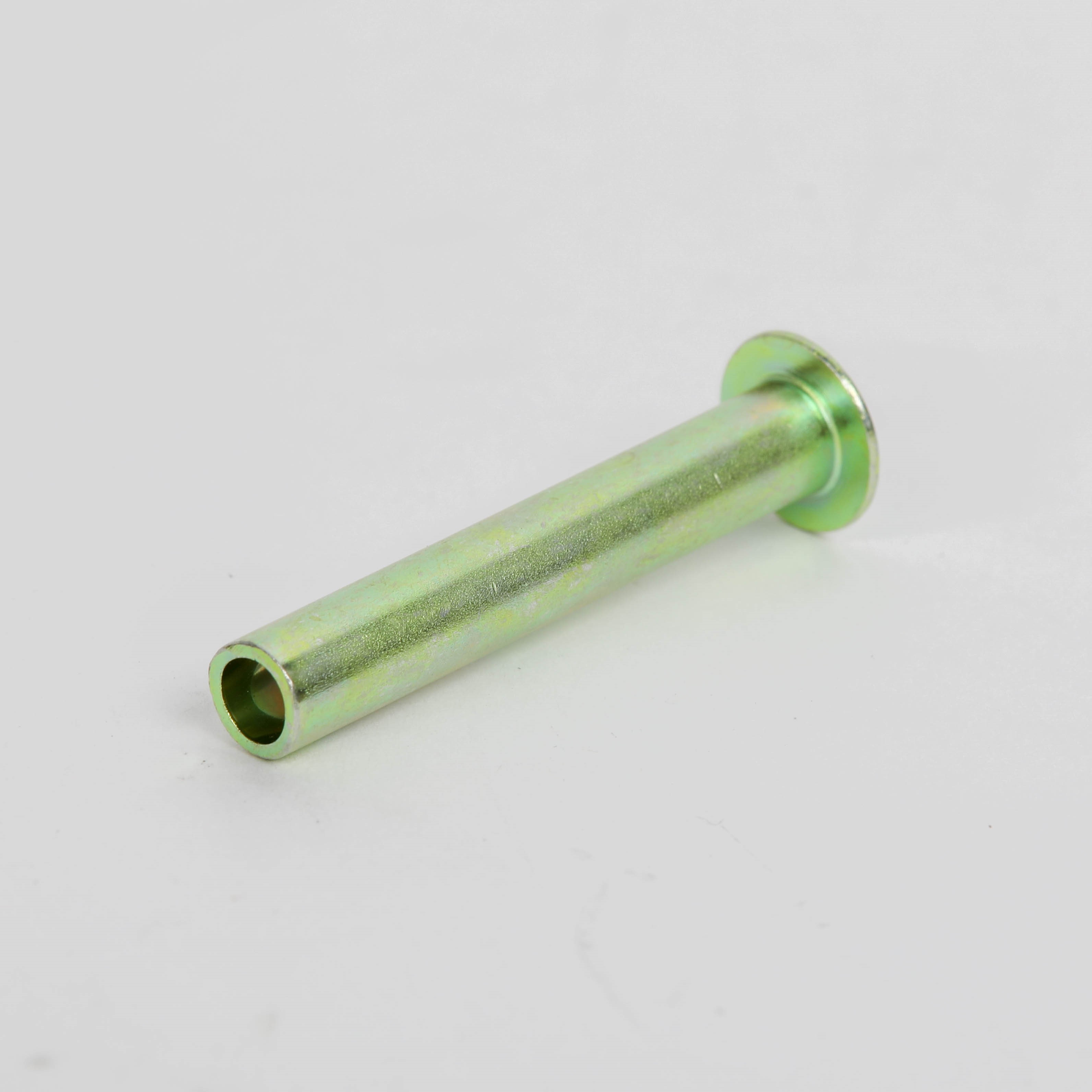 W11208384 RIVET