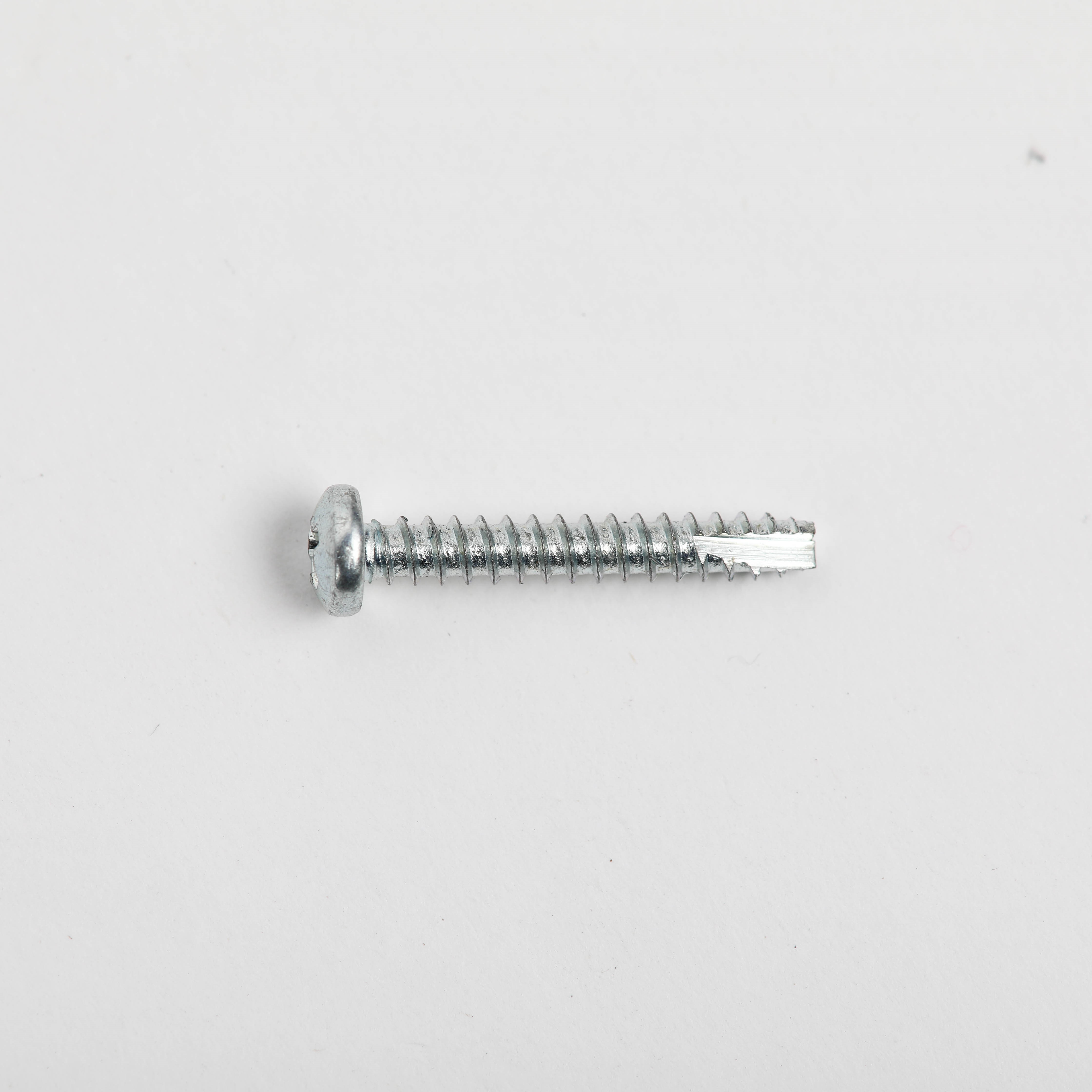 WR02X12257 SCR 4-10 PL PNP 3/4 SS