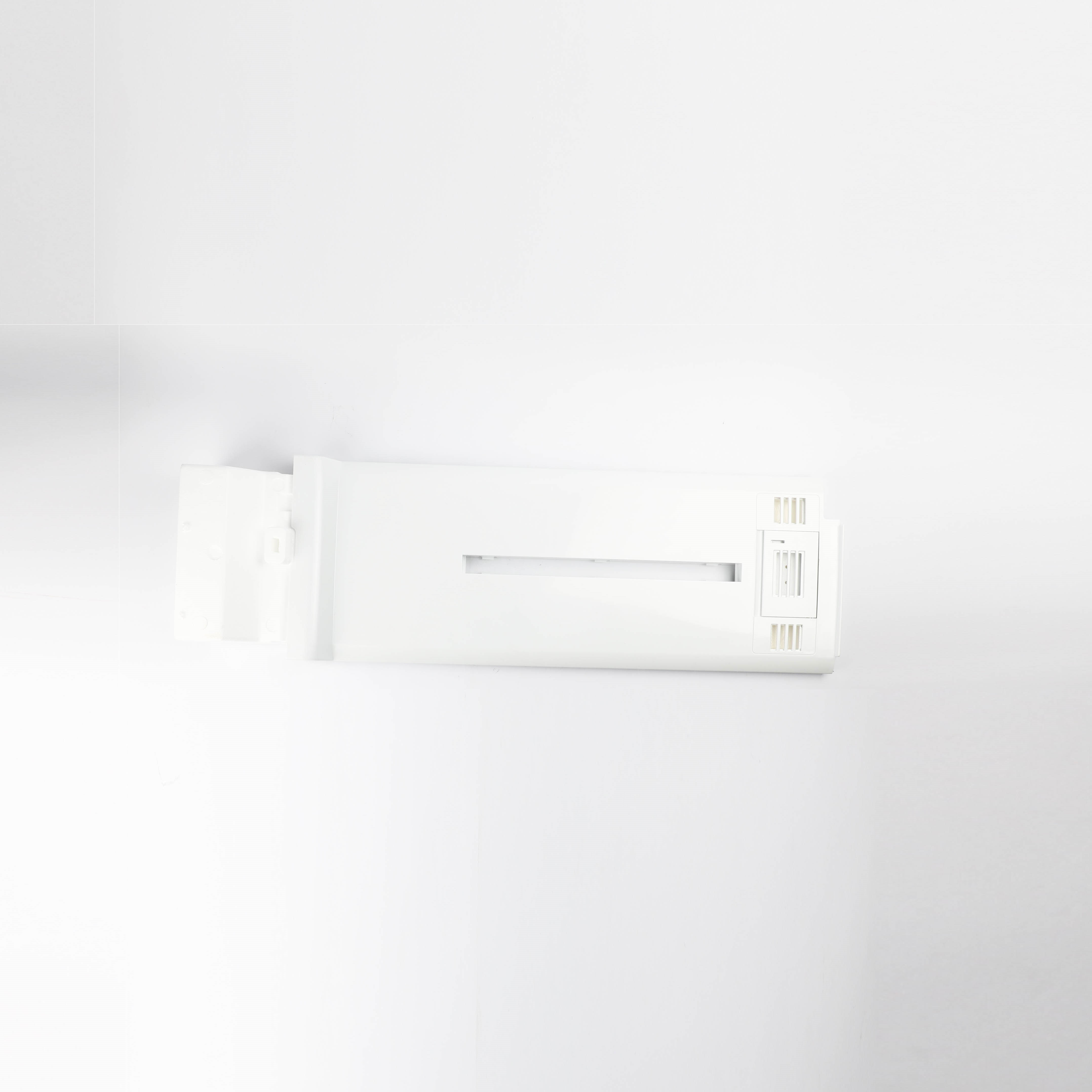 W11673289 AIR-TOWER