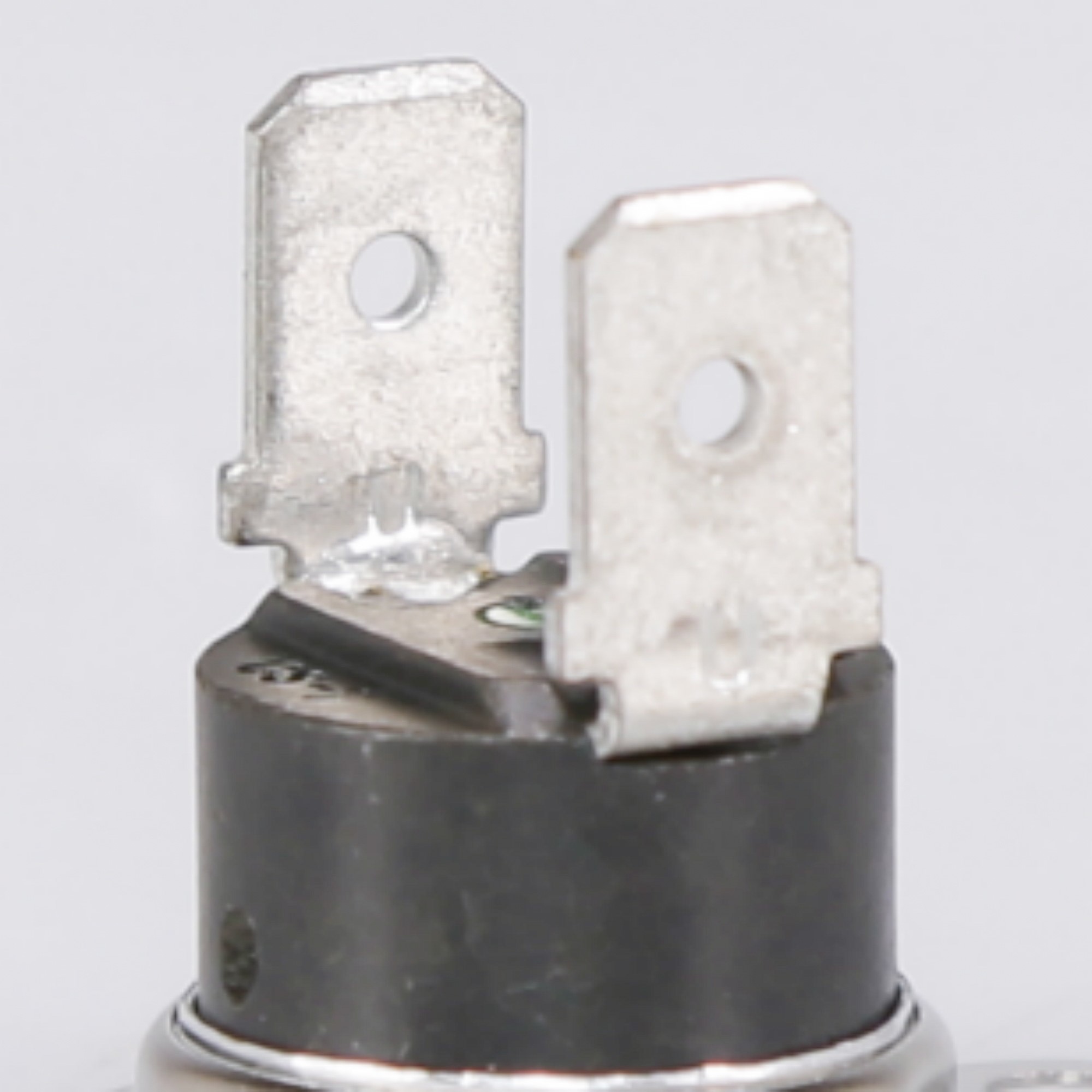 WP8304452 Whirlpool Range Thermal Fuse