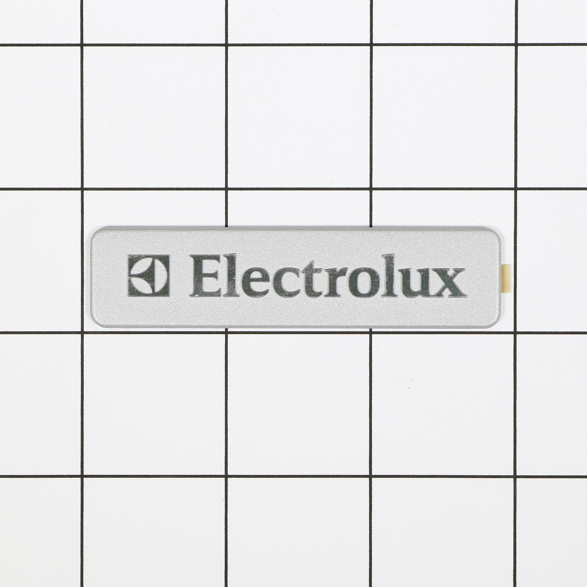 241873301 NAMEPLATE