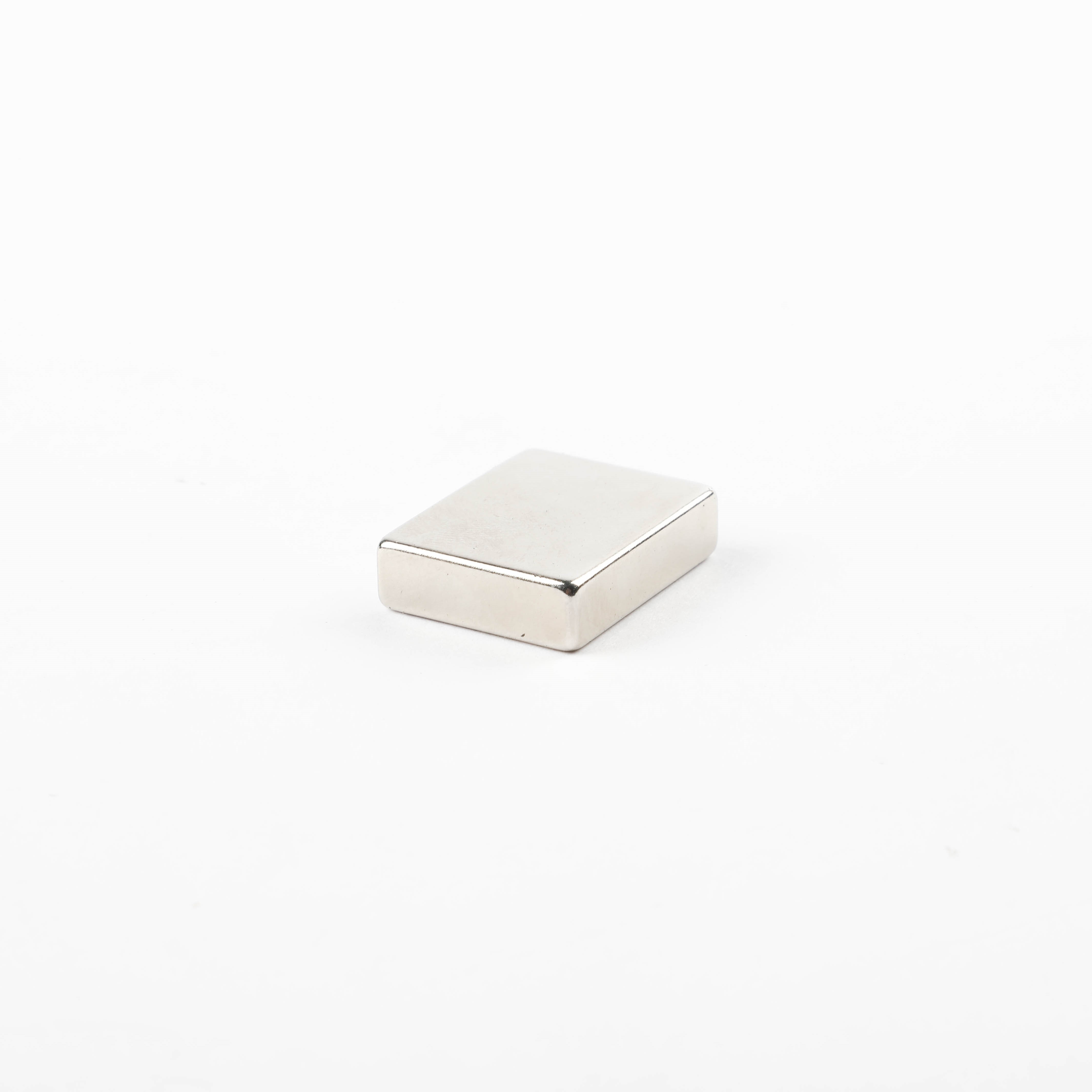 W11175810 MAGNET-DOR