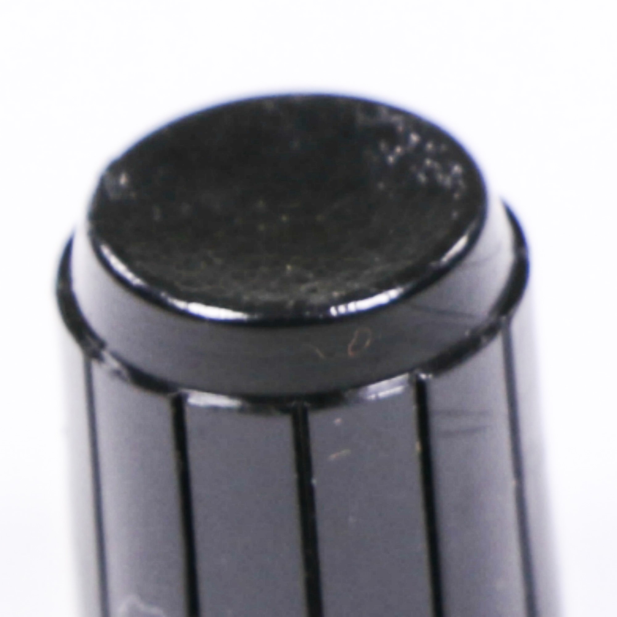 WP7711P492-60 KNOB- CLOC