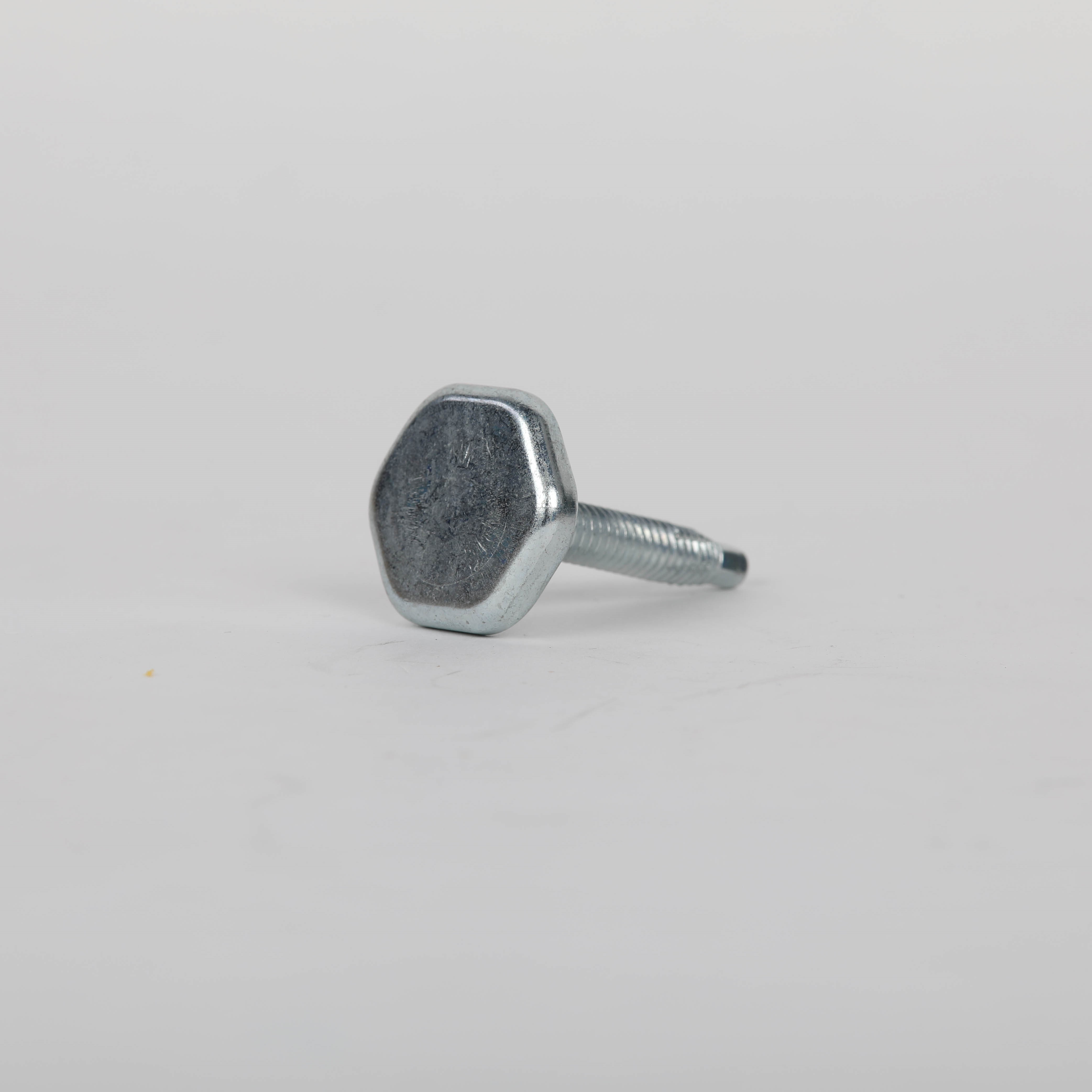 WD02X31882 LEVELING LEG