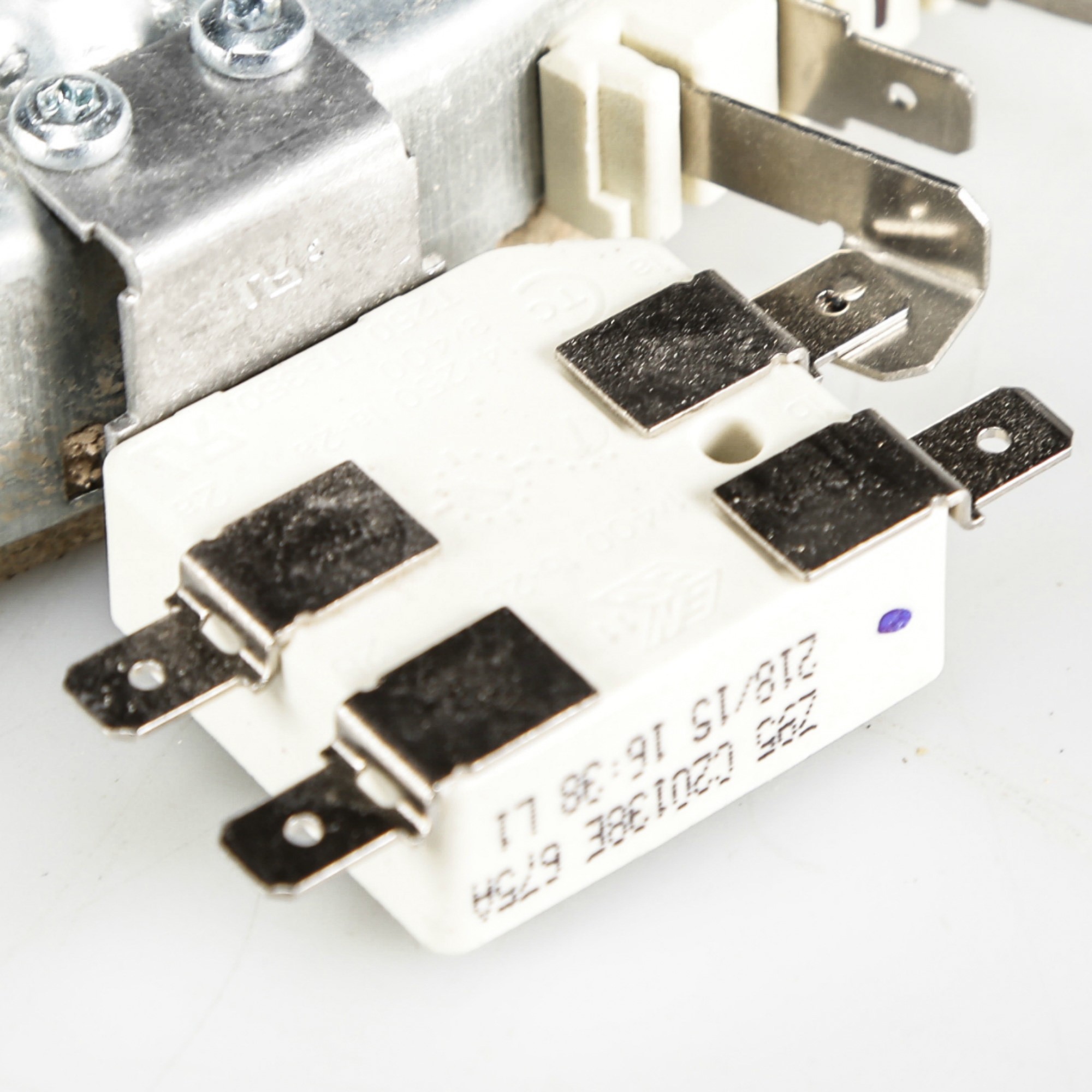 LG MEE35326801