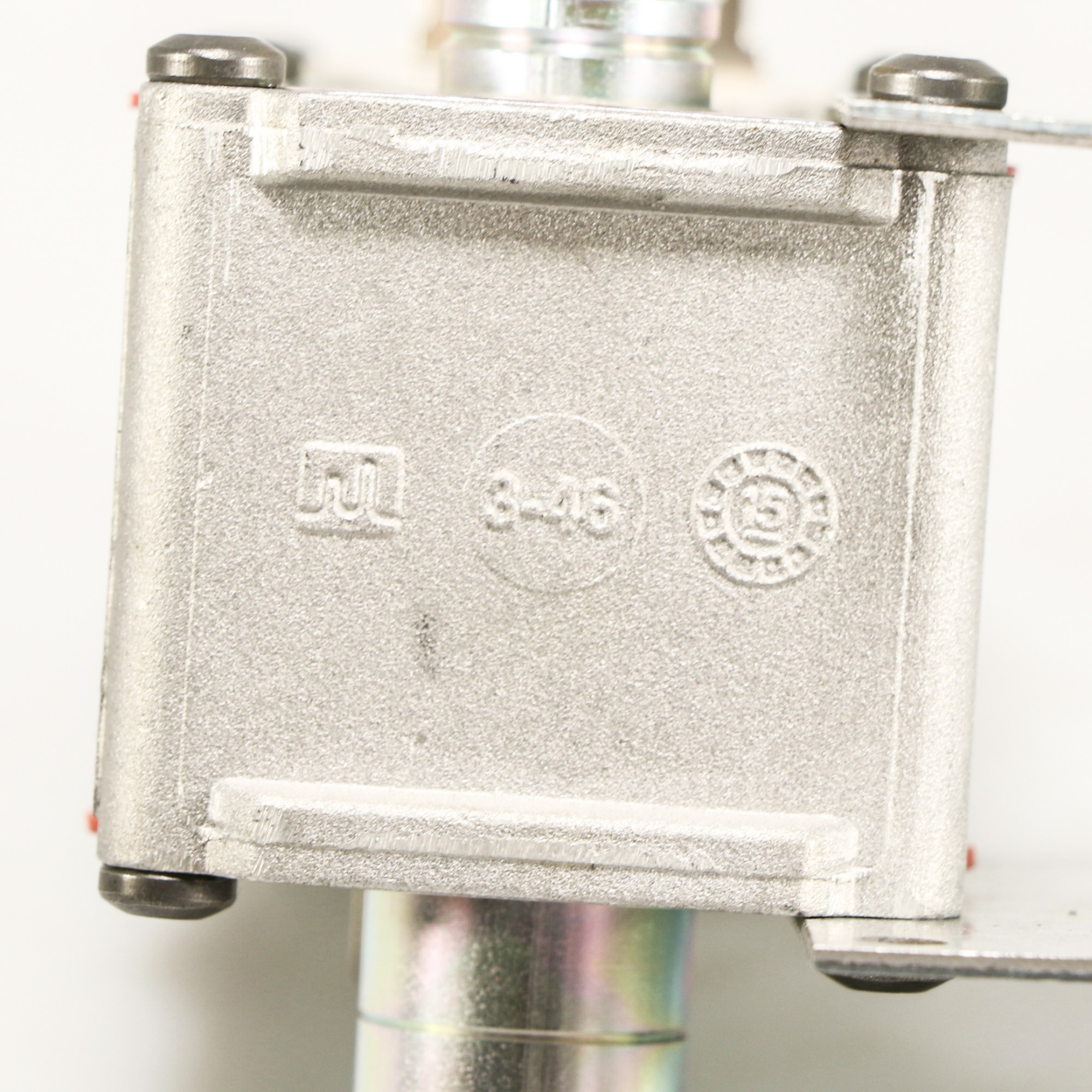 5303208499 - VALVE