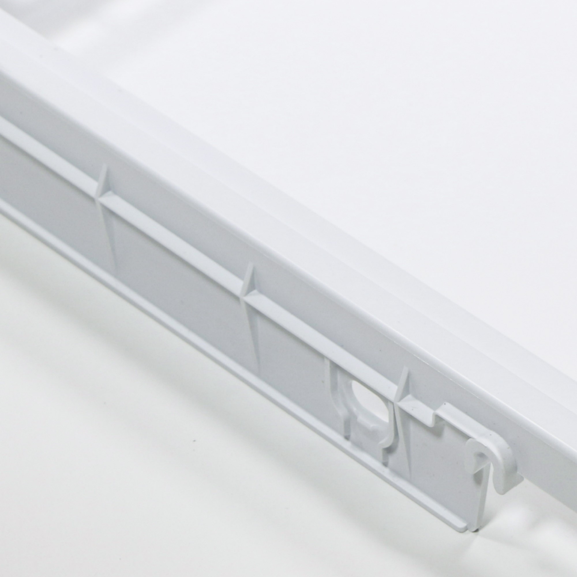241565701 COVER