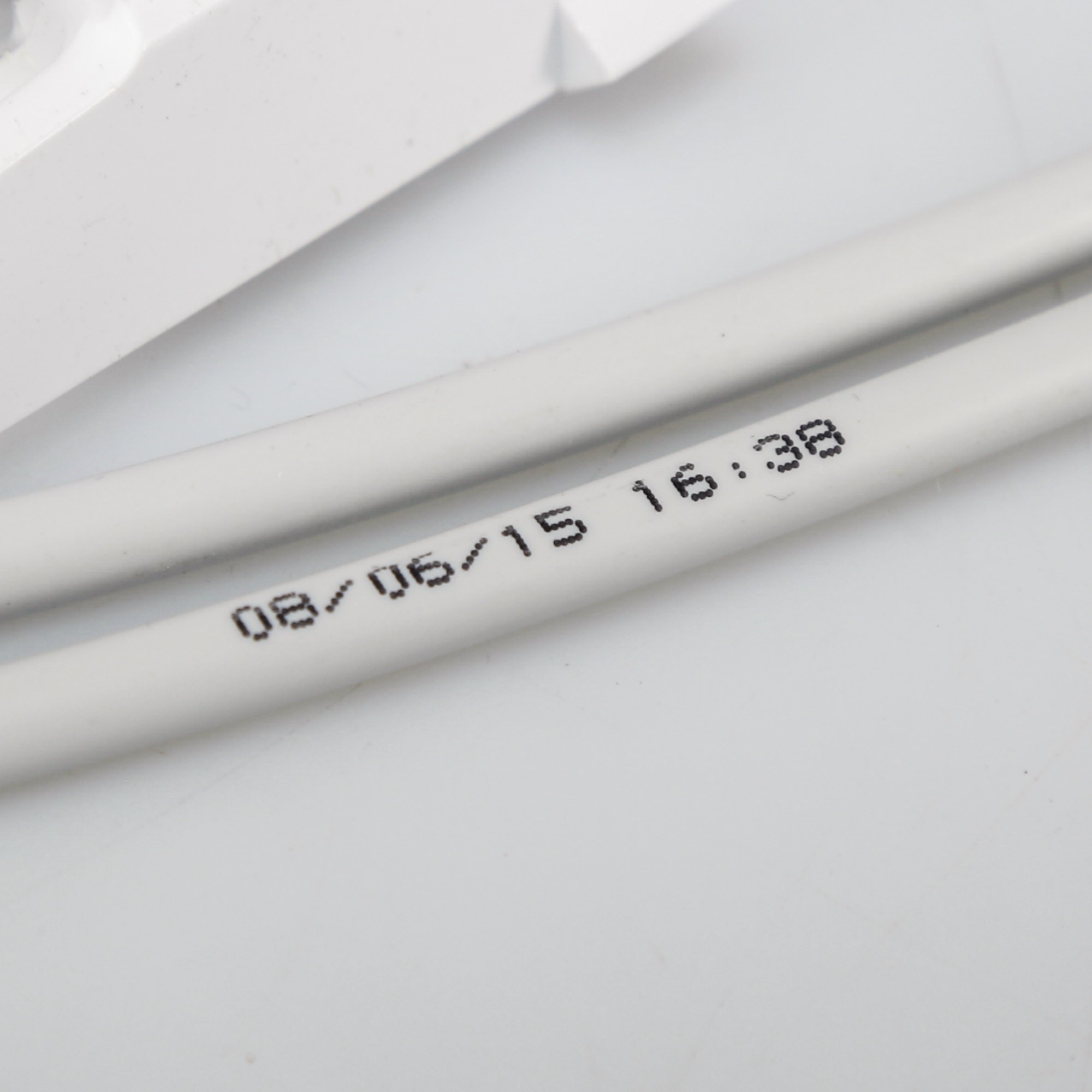 WR17X12301 GE Refrigerator Filter and Tube Assembly