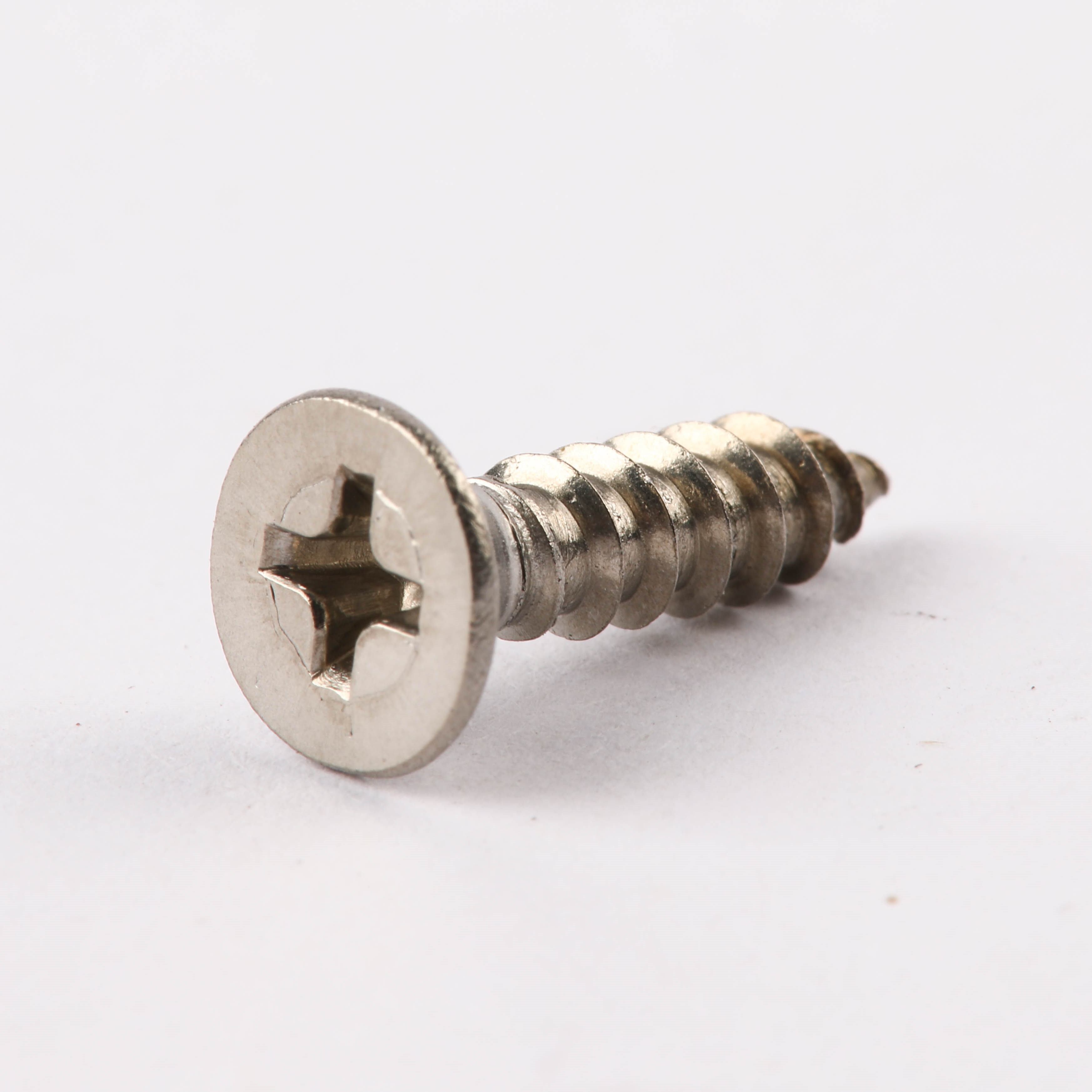 6002-001615 SCREW-TAPPING;STS304,PASS,L16,M4,FH,+,1