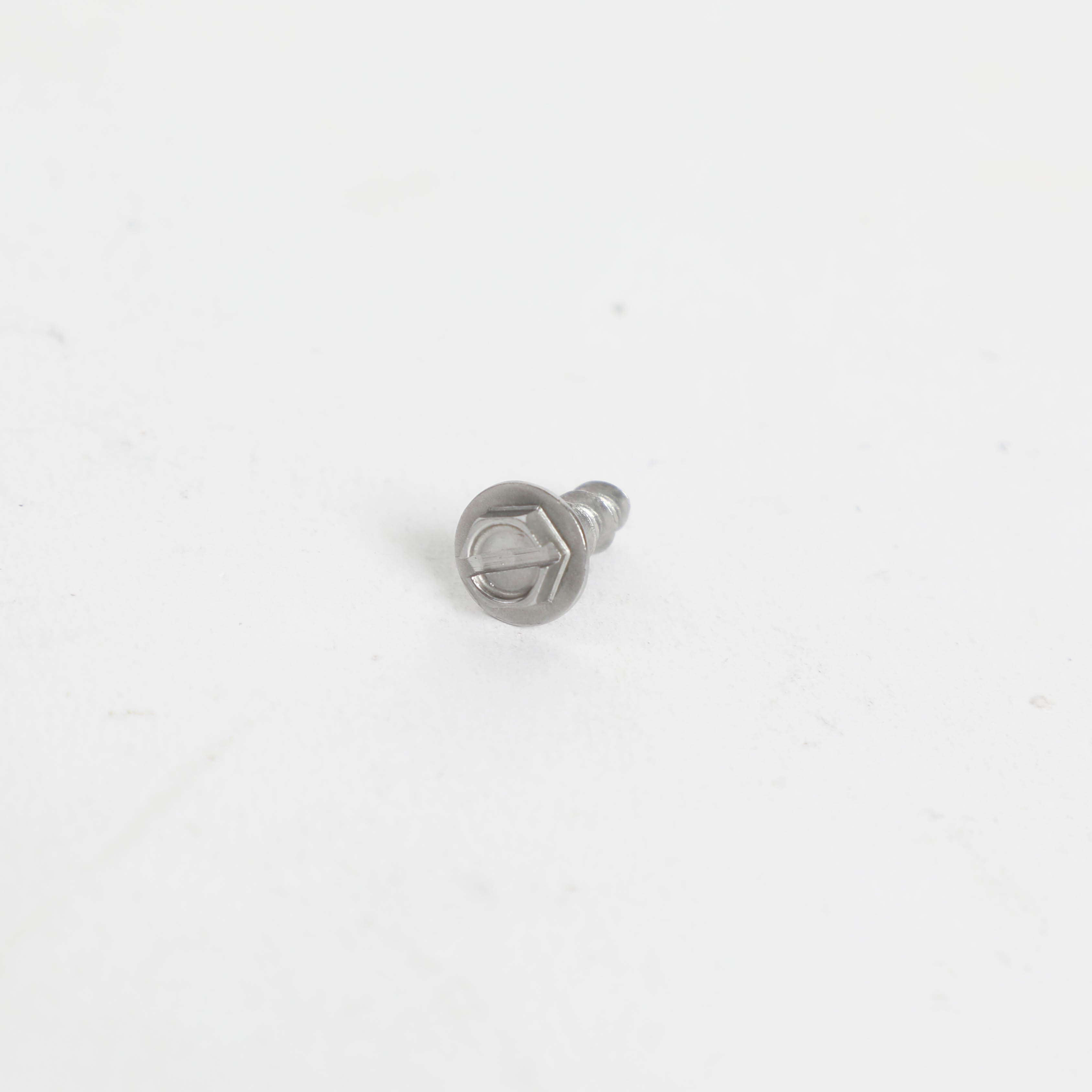 W11700520 SCREW