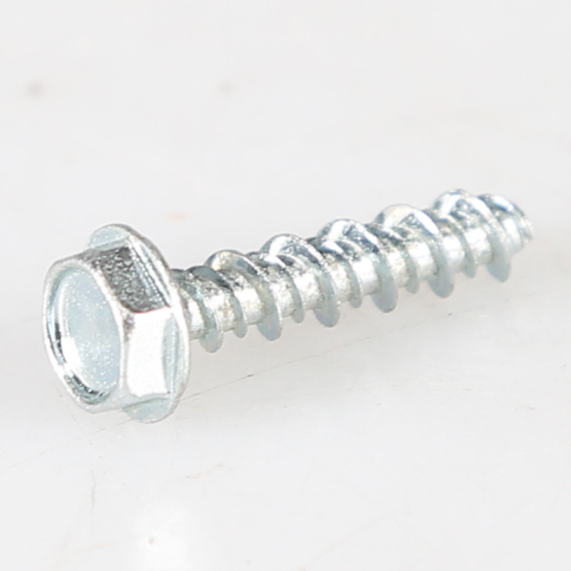 WP8281136 SCREW