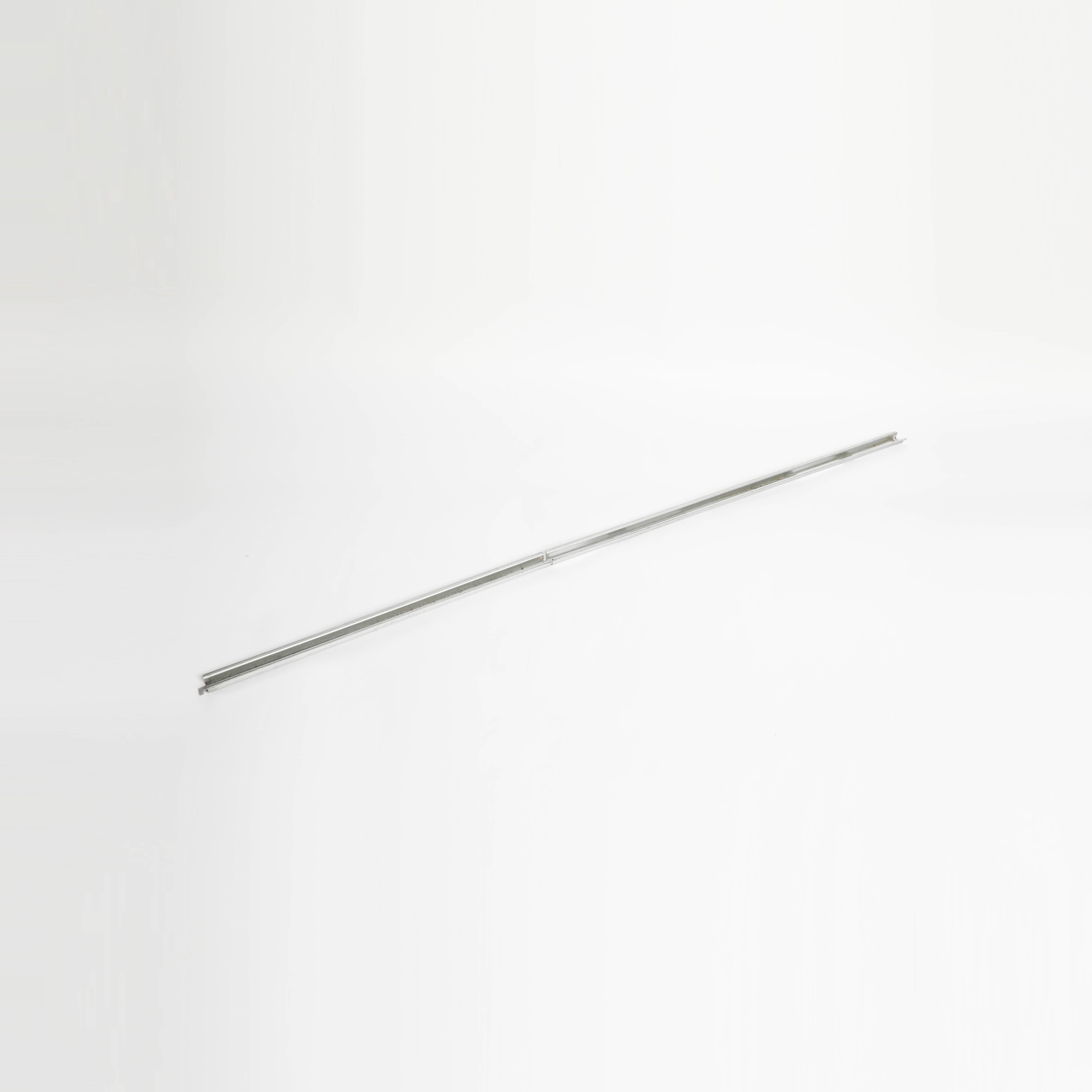 W11736671 - SPACER