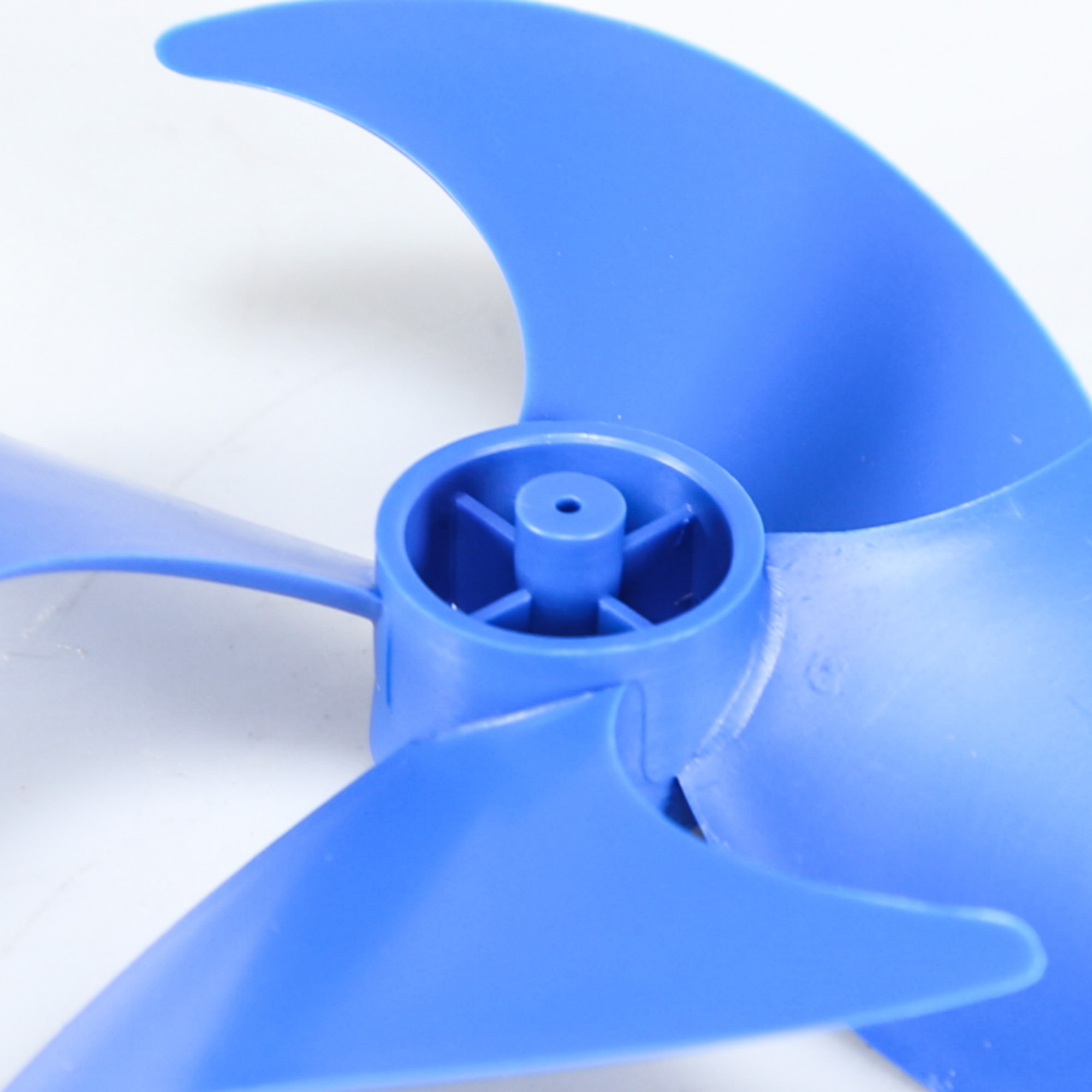 WP67006337 Whirlpool Refrigerator Blade Fan