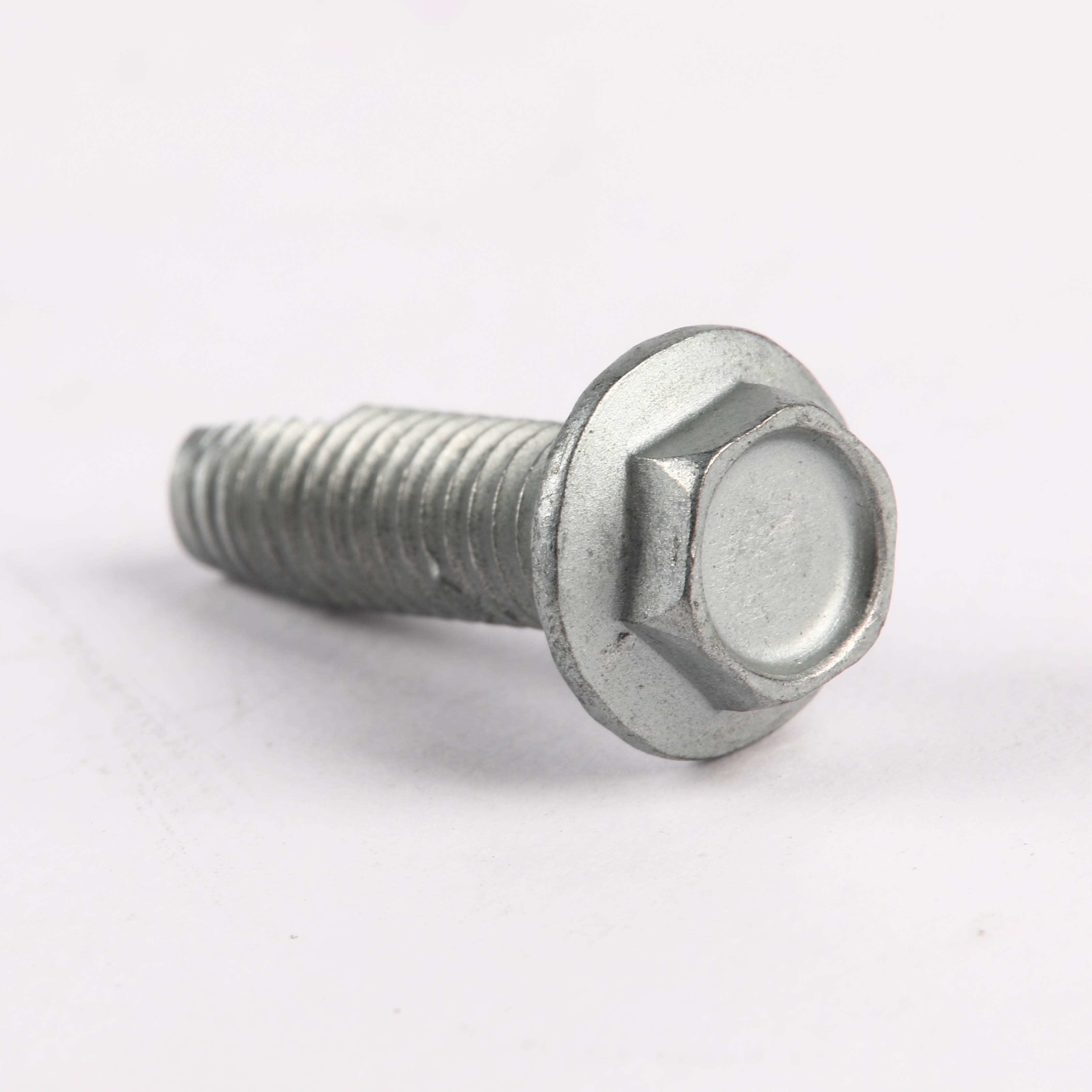 WR02X36714 SCREW M6-1.0 T IHXW 20 S