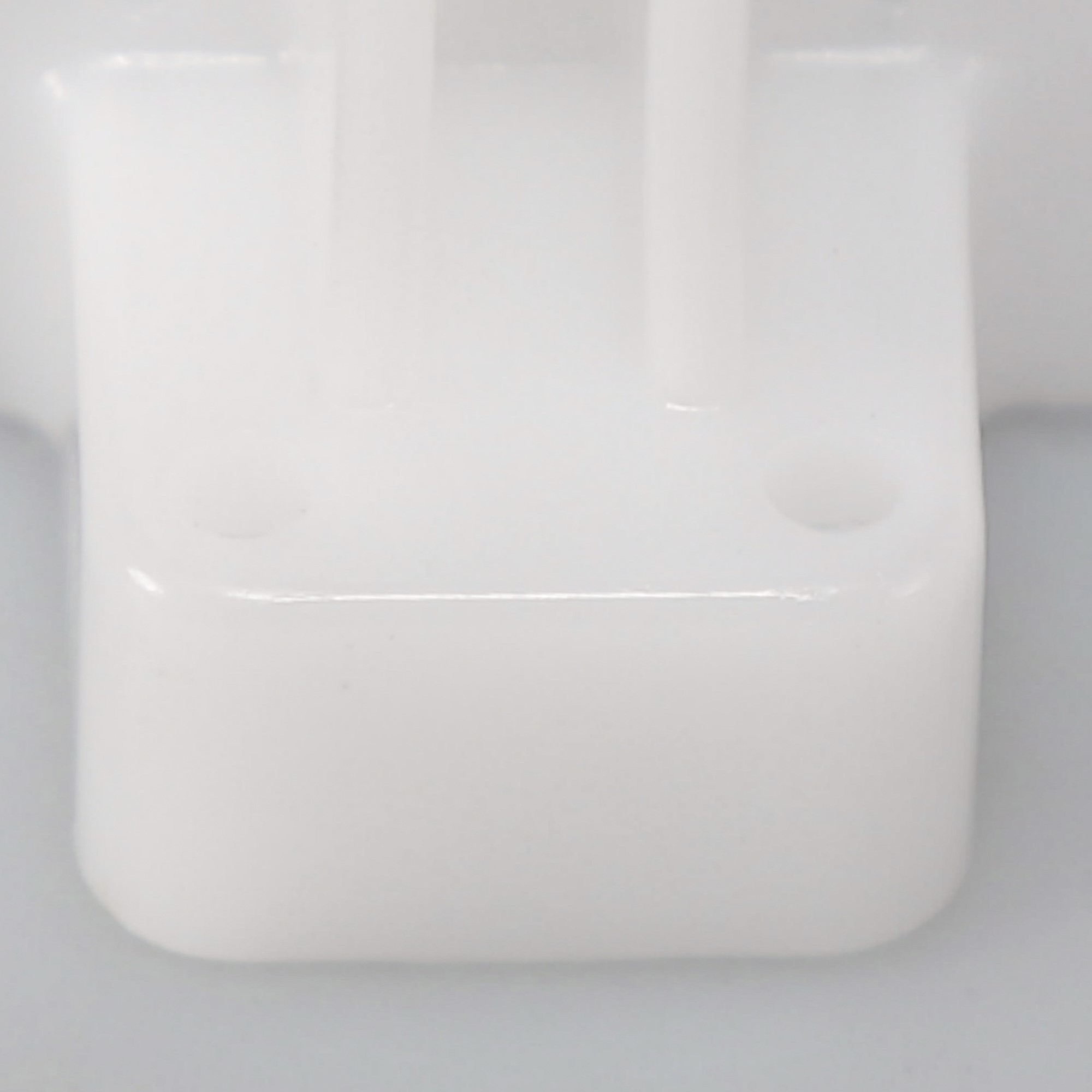 MEG41151001 HOLDER