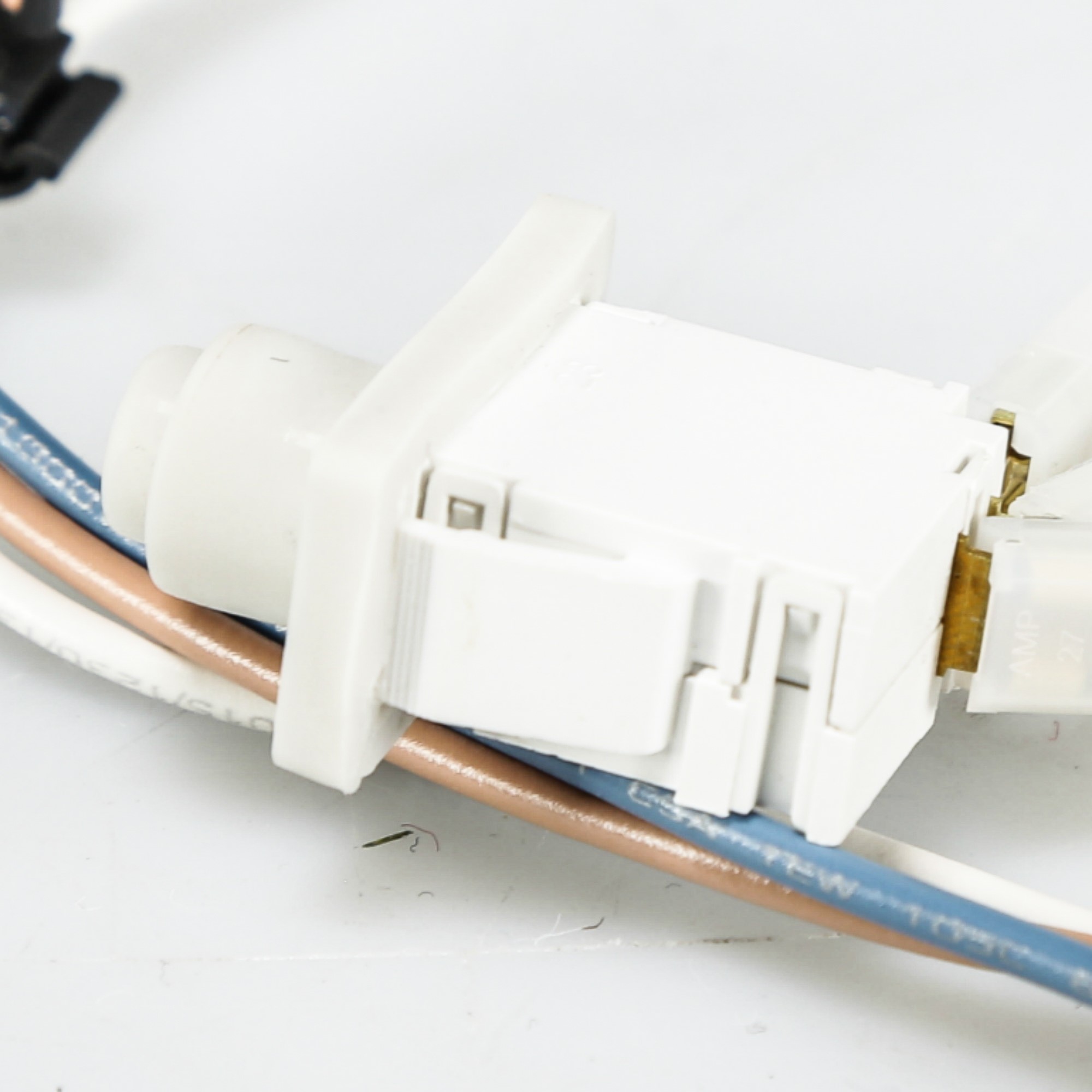 WP8283288 Whirlpool Door Switch