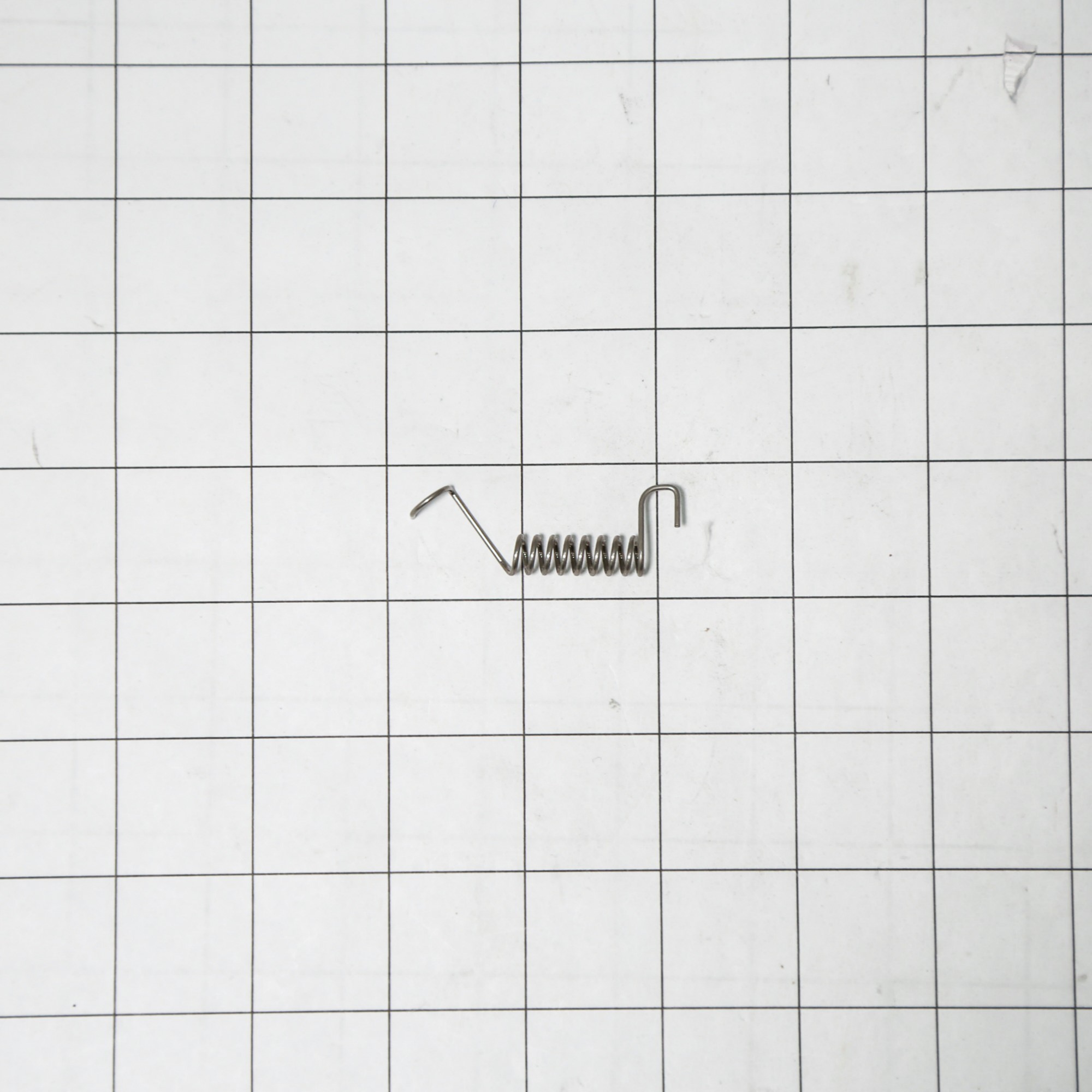WR02X11768 SPRING DEFLECTOR INT.