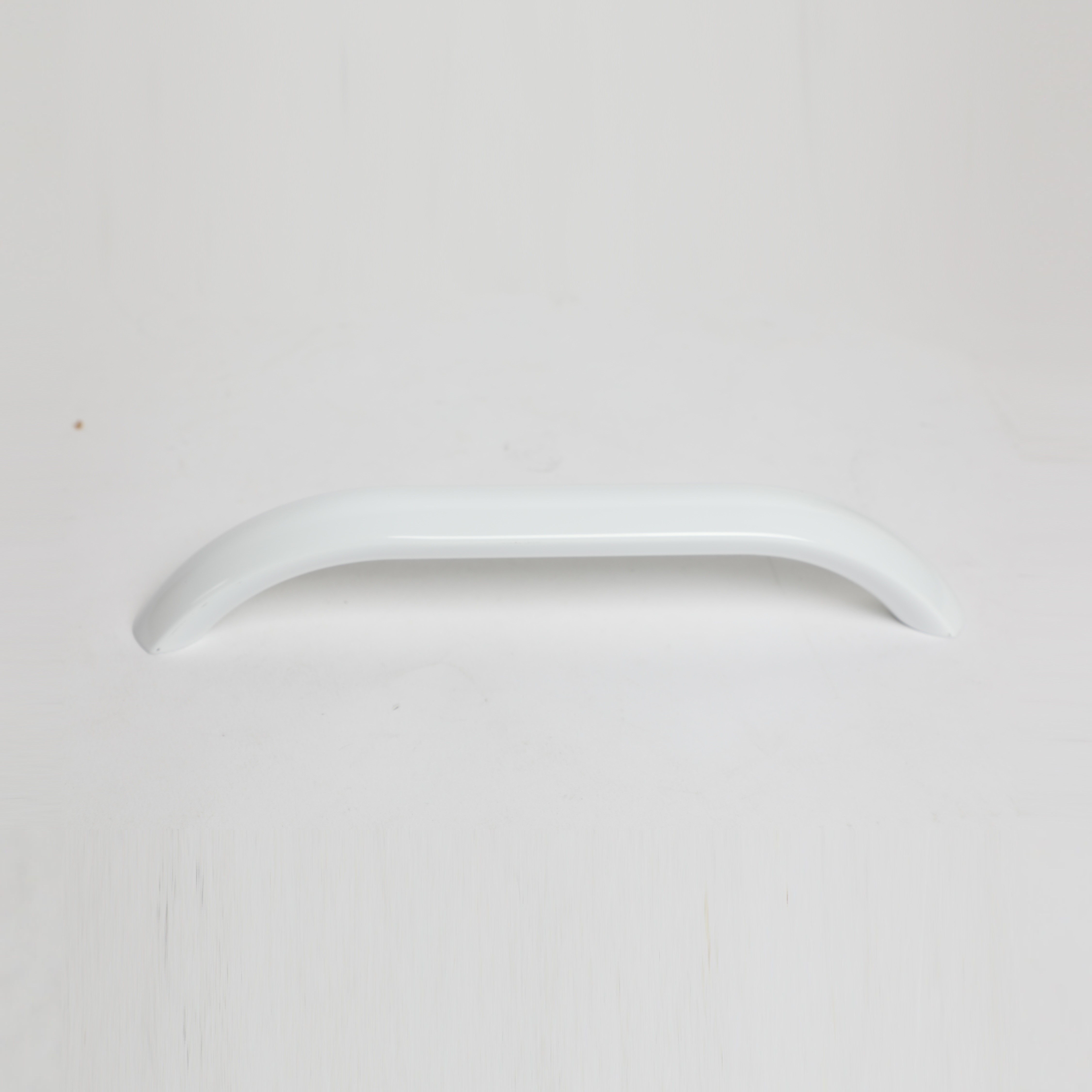 5304537780 - HANDLE ASSEMBLY,WHITE